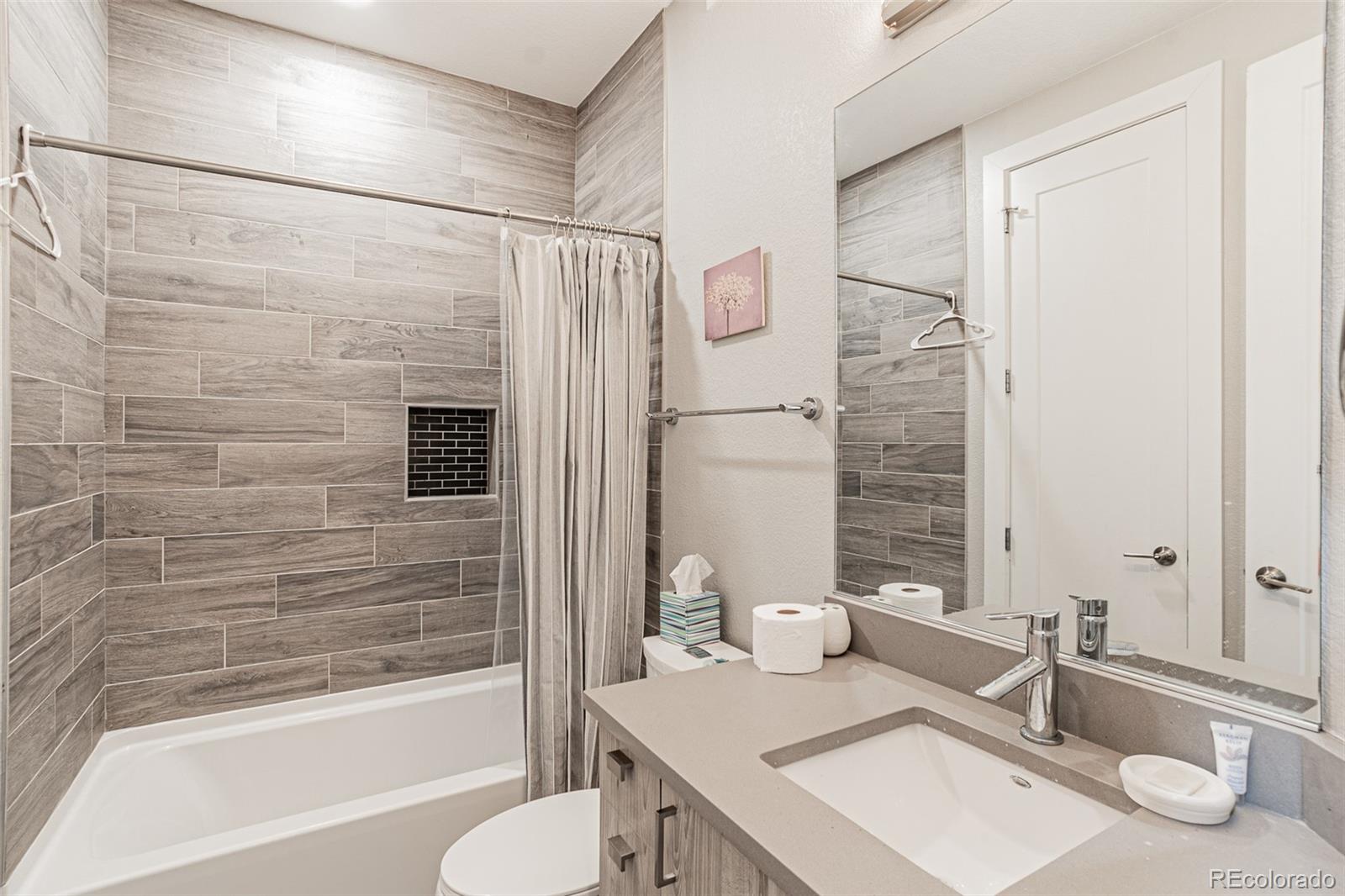 MLS Image #24 for 1323  elati street 6,denver, Colorado