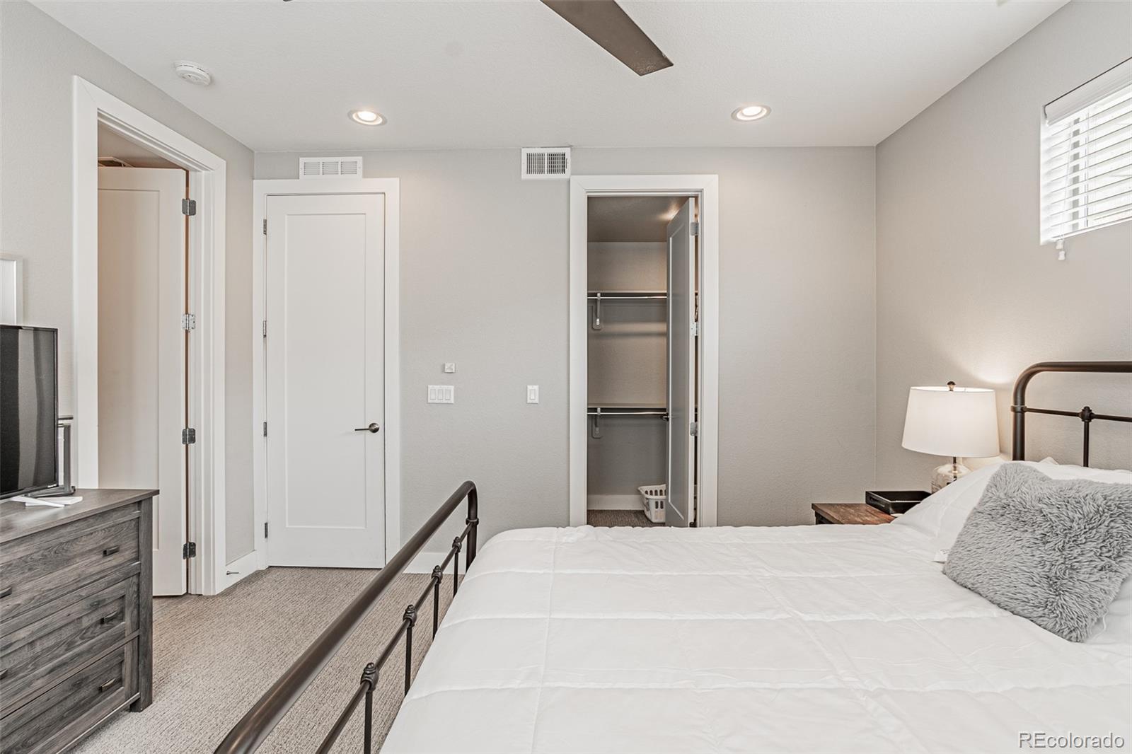 MLS Image #28 for 1323  elati street 6,denver, Colorado