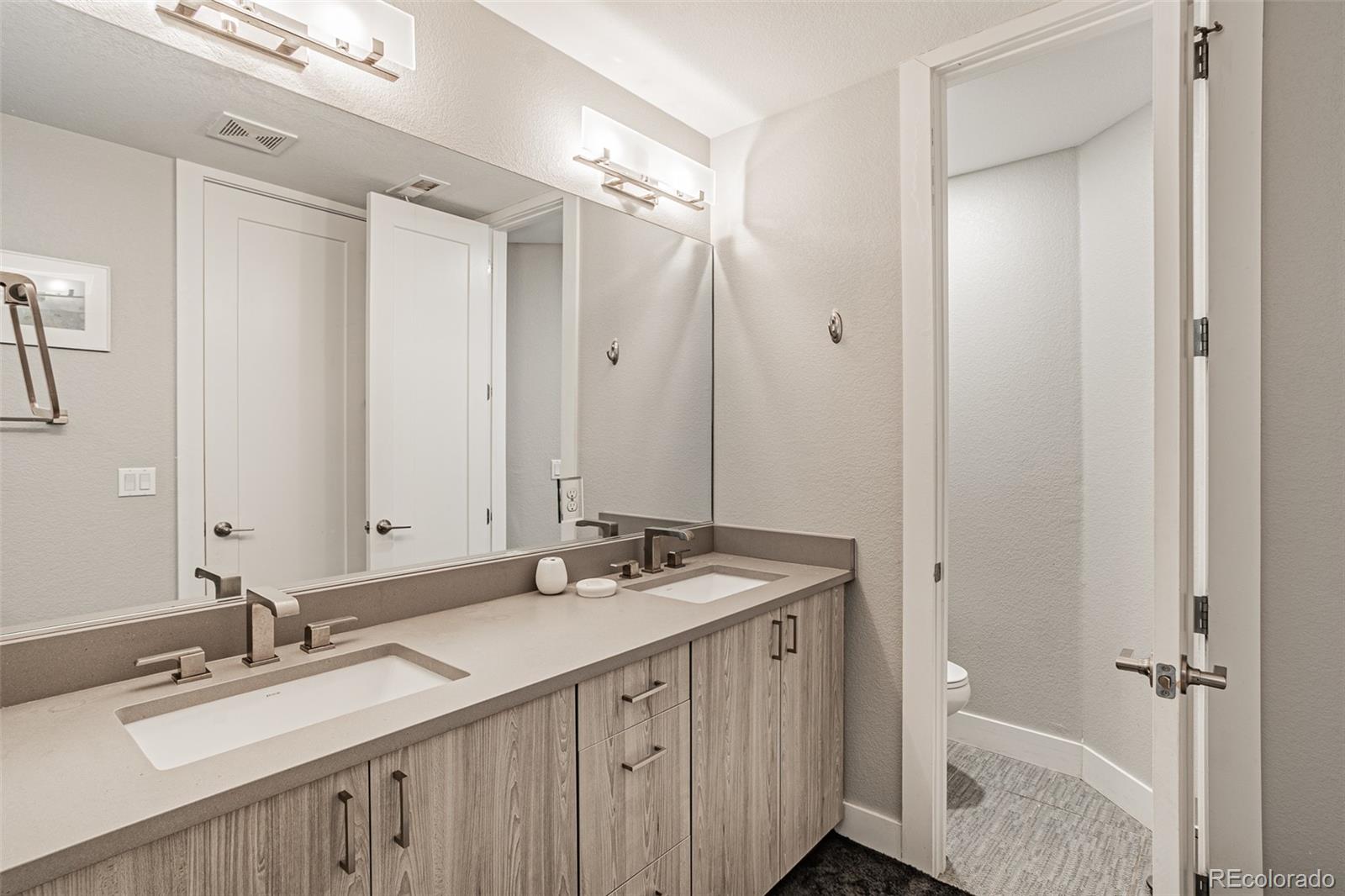 MLS Image #31 for 1323  elati street 6,denver, Colorado
