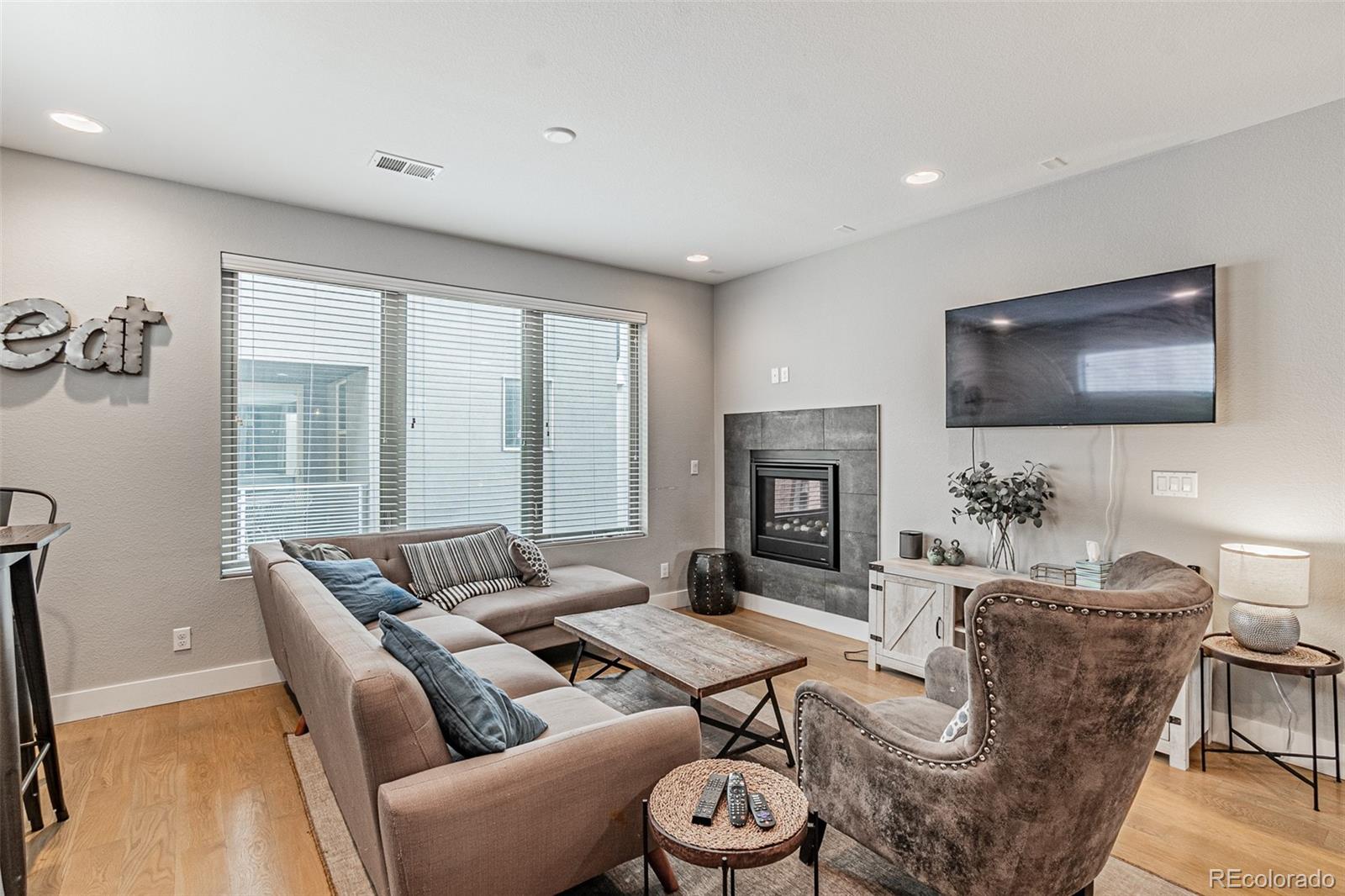 MLS Image #8 for 1323  elati street 6,denver, Colorado