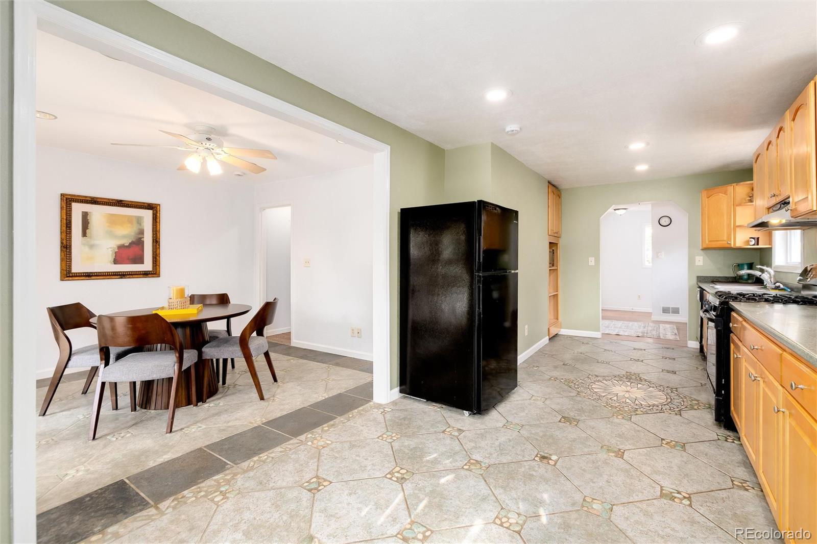 MLS Image #14 for 3481 s elm street,denver, Colorado