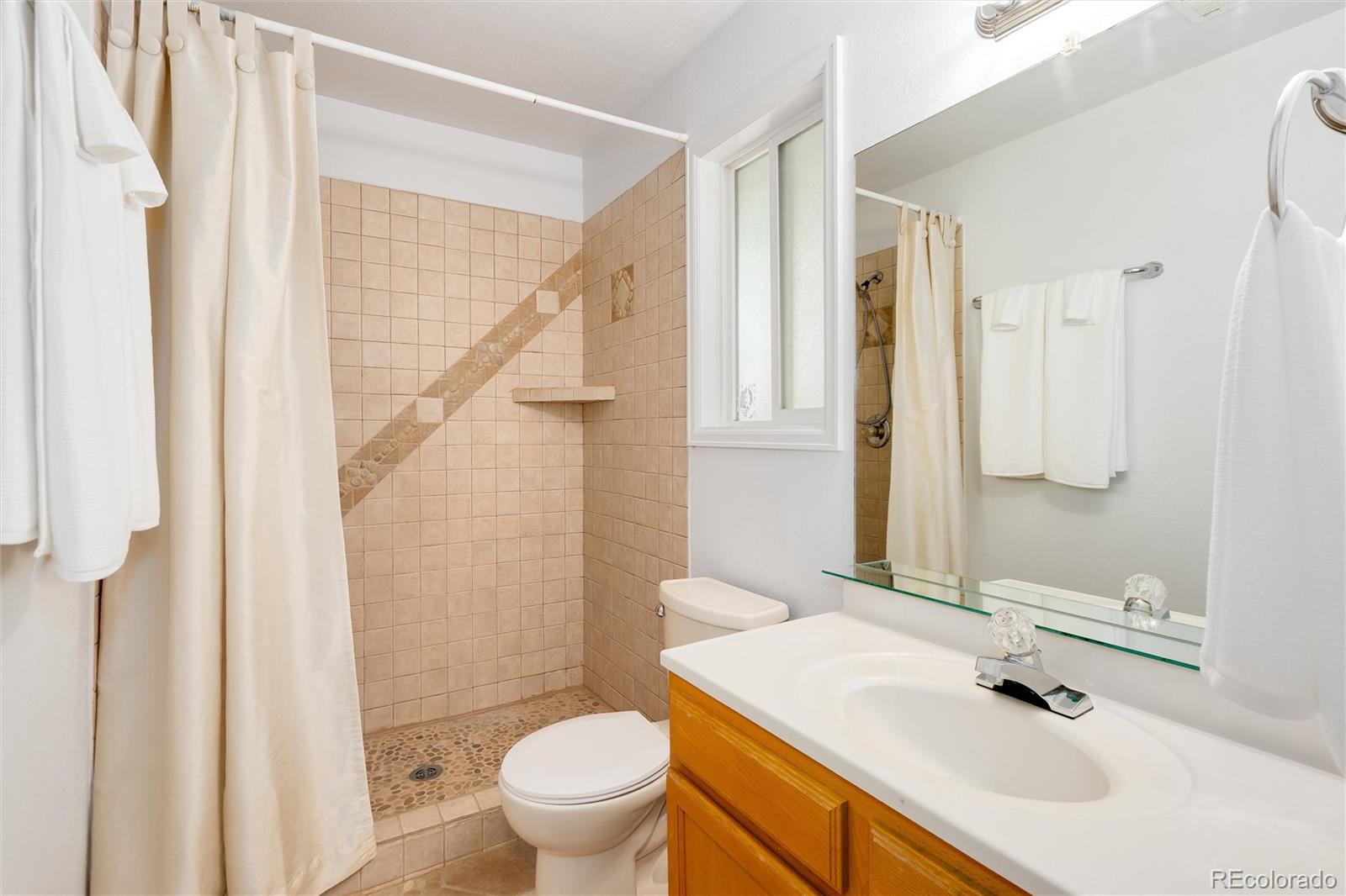 MLS Image #31 for 3481 s elm street,denver, Colorado