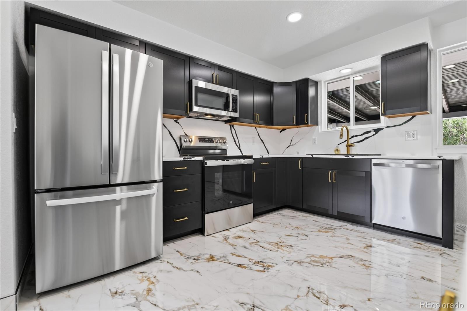 MLS Image #2 for 8596  sheridan court,arvada, Colorado