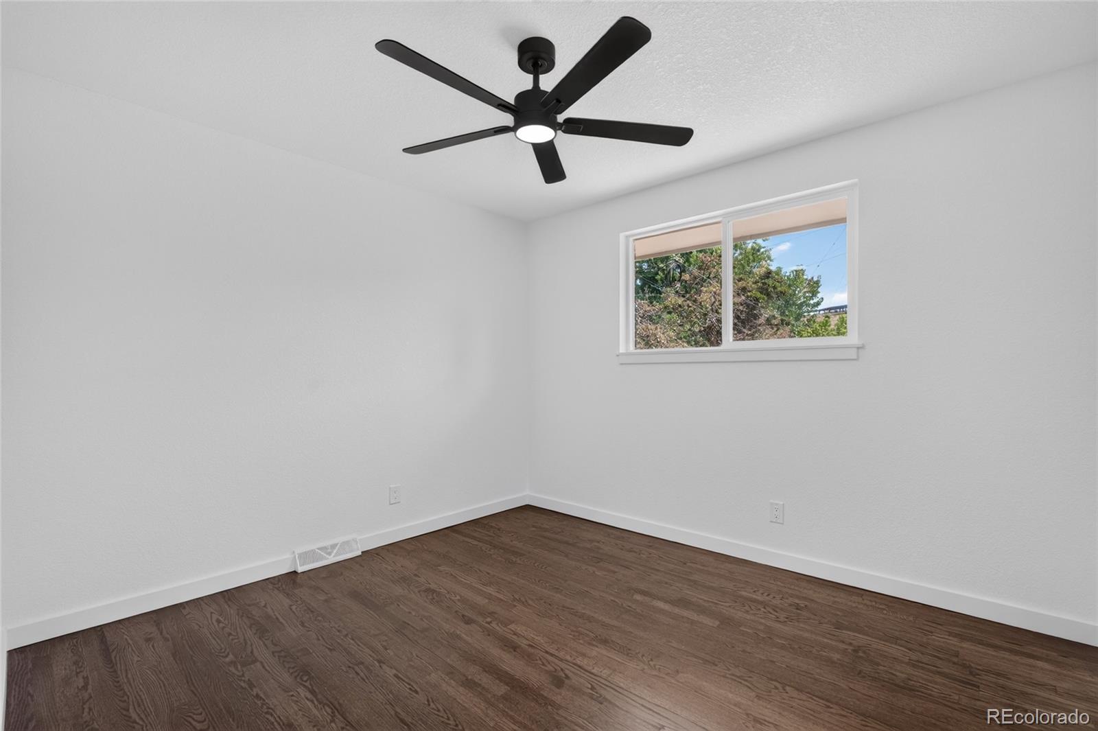 MLS Image #9 for 8596  sheridan court,arvada, Colorado