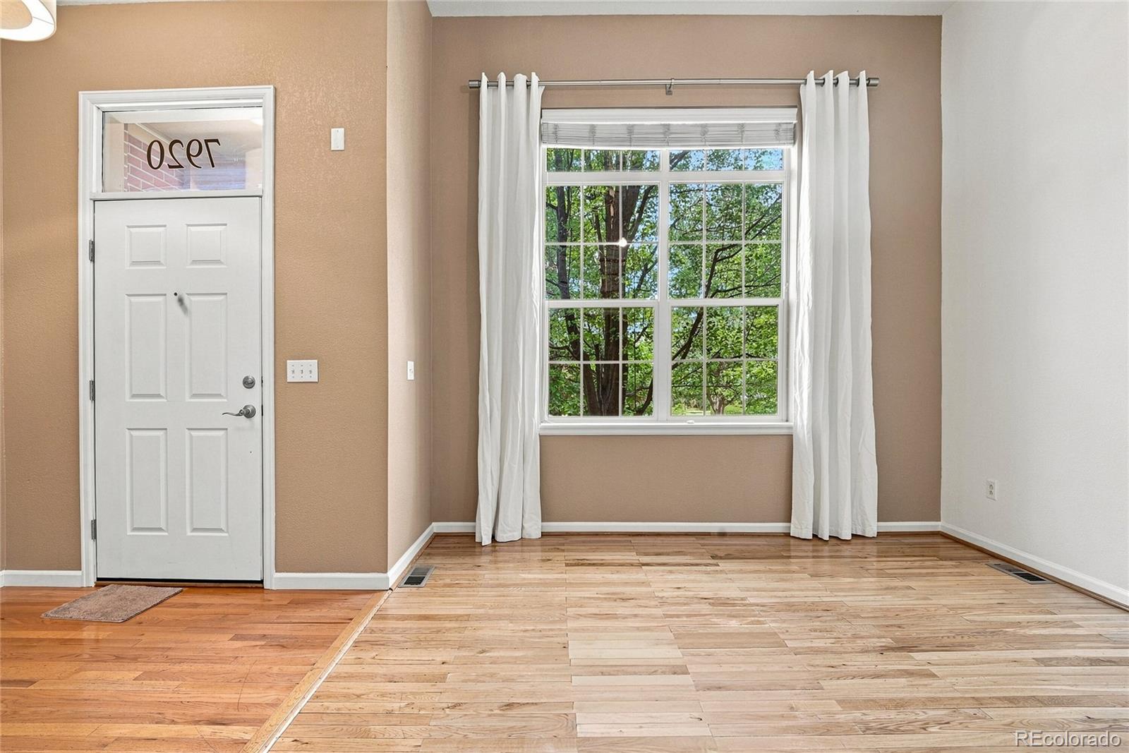 MLS Image #12 for 7920 e 29th avenue,denver, Colorado
