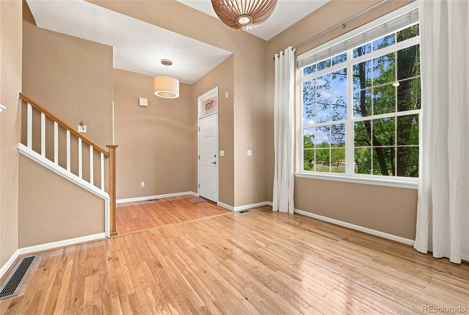 MLS Image #13 for 7920 e 29th avenue,denver, Colorado