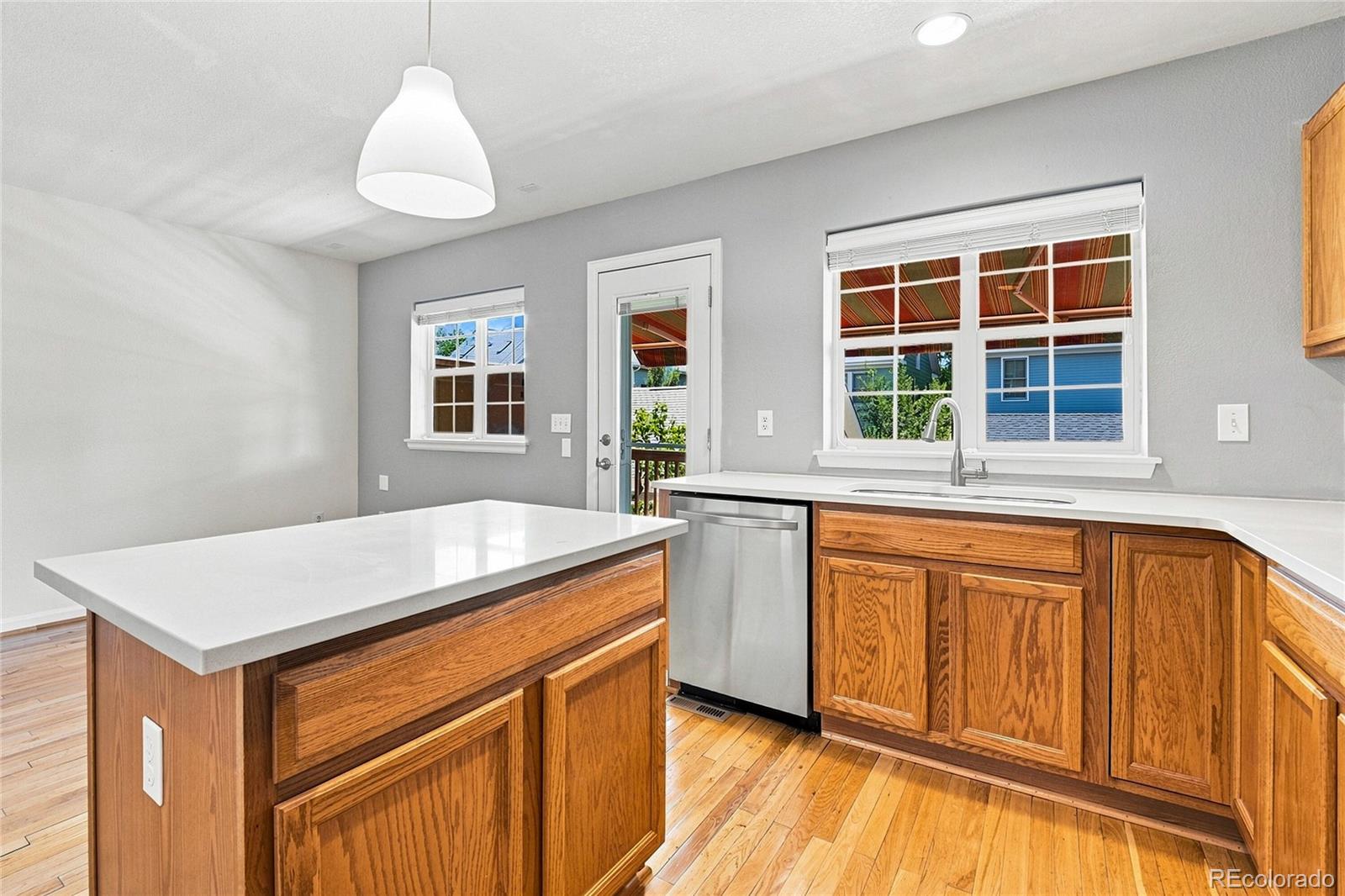 MLS Image #19 for 7920 e 29th avenue,denver, Colorado