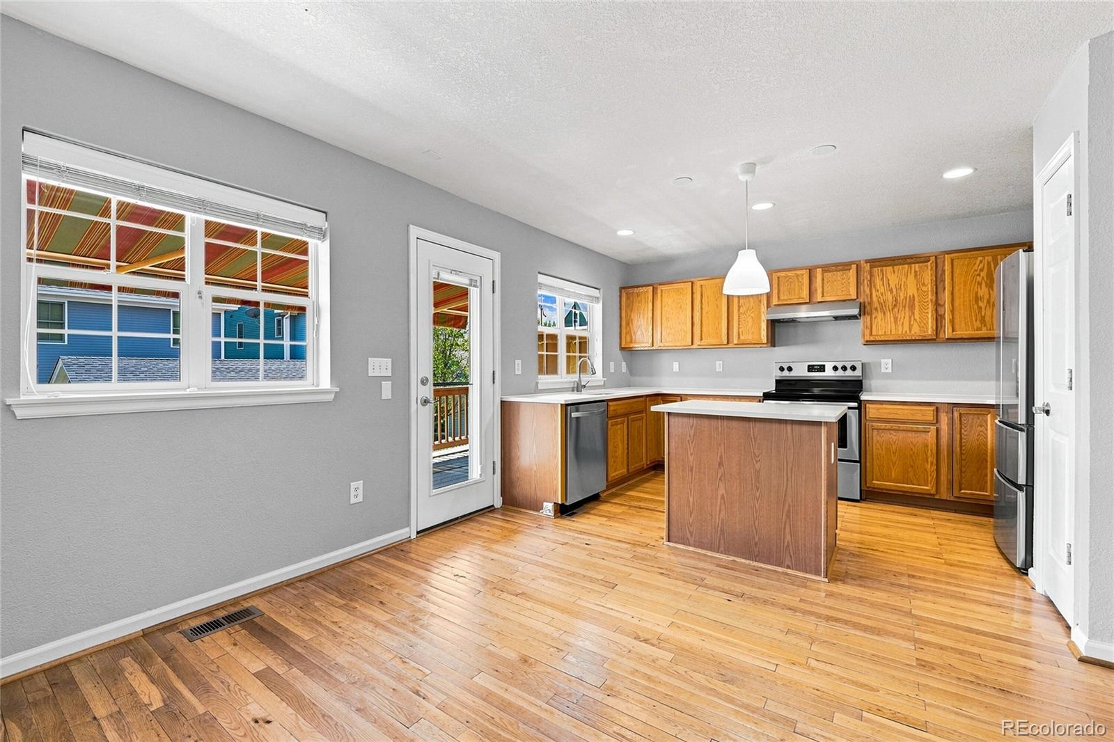 MLS Image #20 for 7920 e 29th avenue,denver, Colorado
