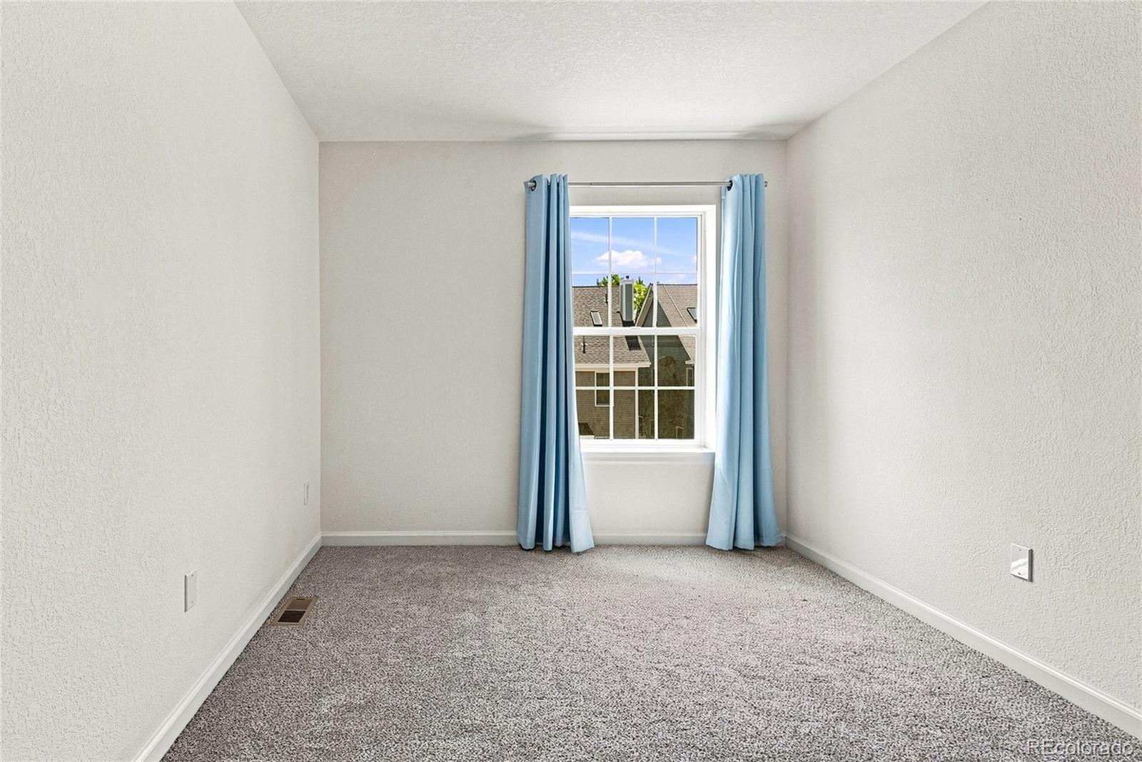 MLS Image #32 for 7920 e 29th avenue,denver, Colorado