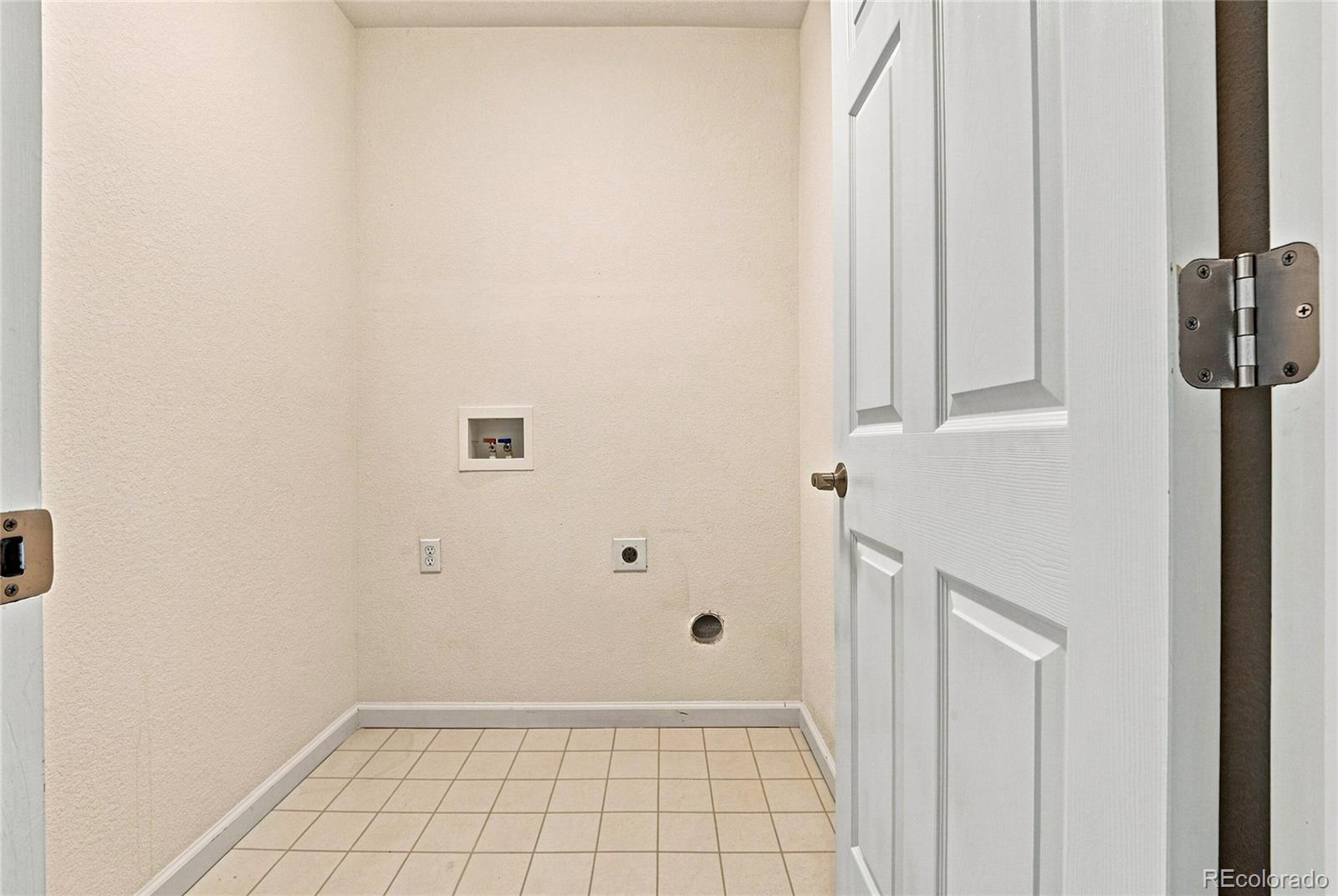 MLS Image #35 for 7920 e 29th avenue,denver, Colorado