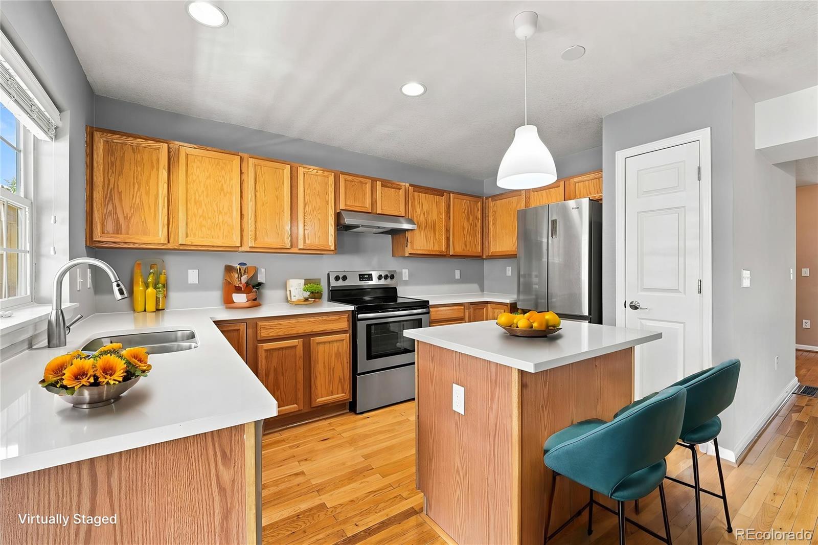 MLS Image #5 for 7920 e 29th avenue,denver, Colorado