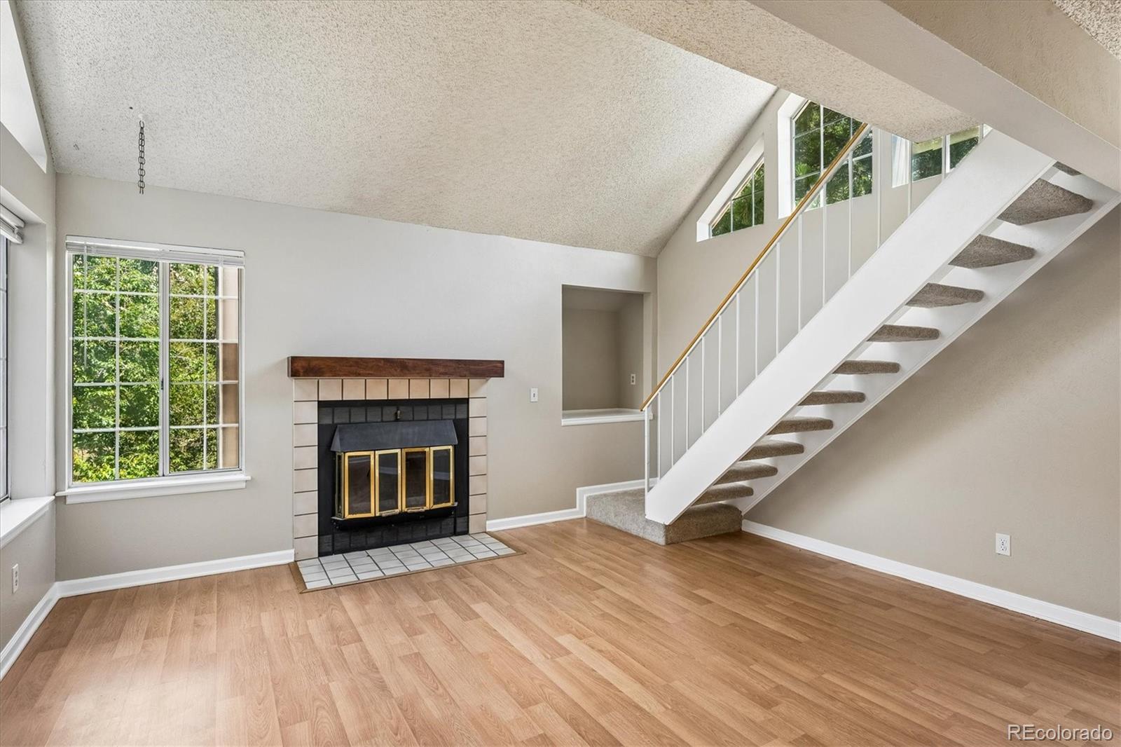 MLS Image #2 for 13843 e lehigh avenue,aurora, Colorado