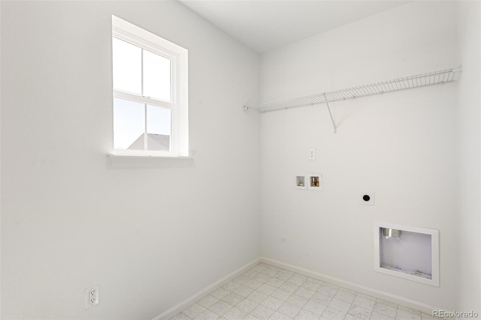 MLS Image #26 for 20474 e 57th avenue,aurora, Colorado