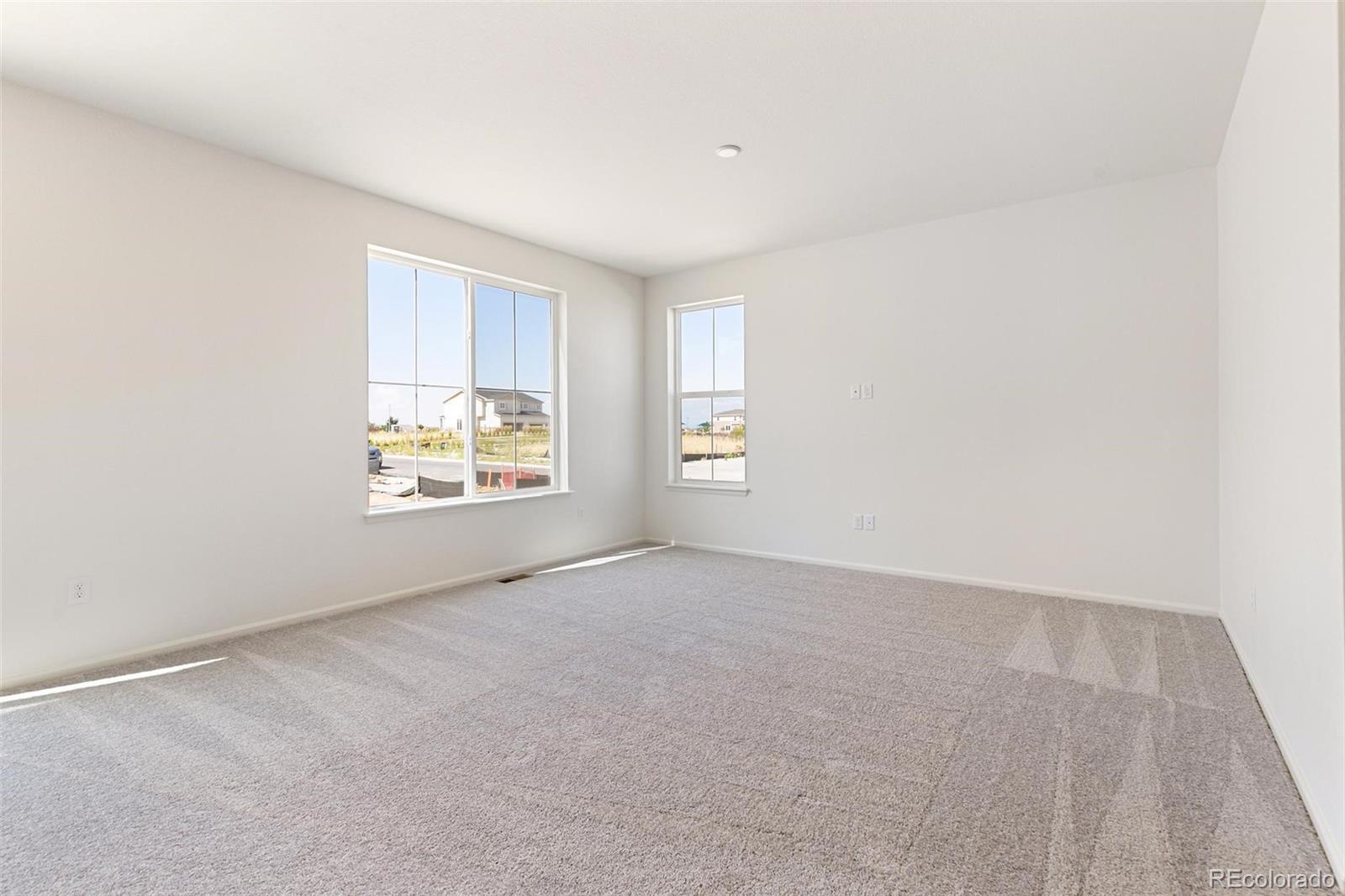MLS Image #6 for 20474 e 57th avenue,aurora, Colorado