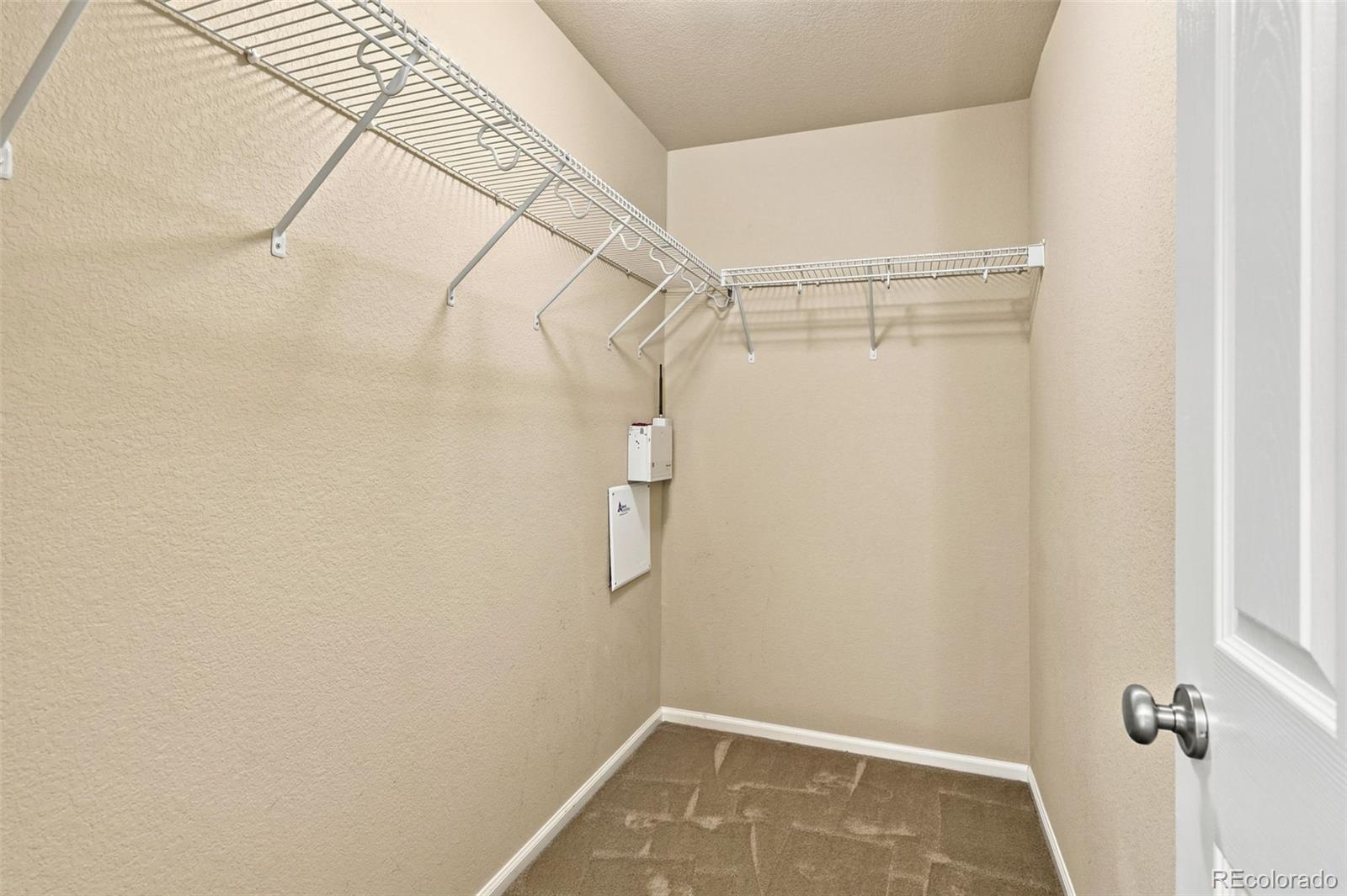 MLS Image #11 for 5526  lewiston street,denver, Colorado