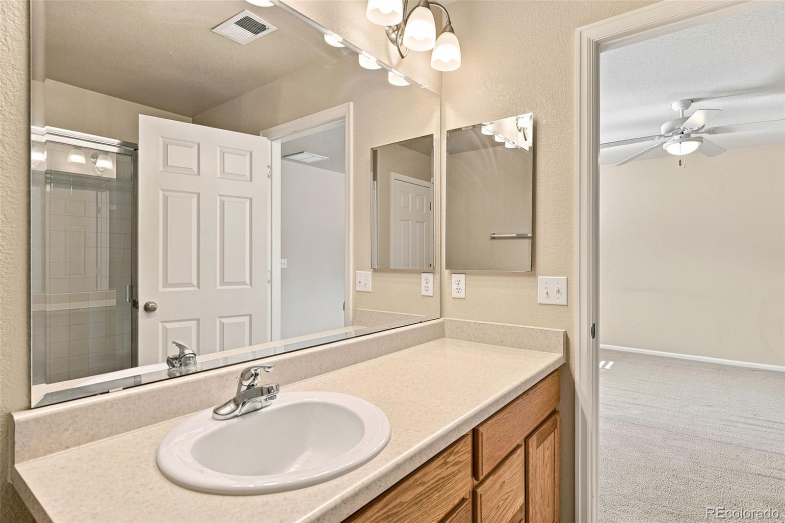 MLS Image #35 for 5526  lewiston street,denver, Colorado
