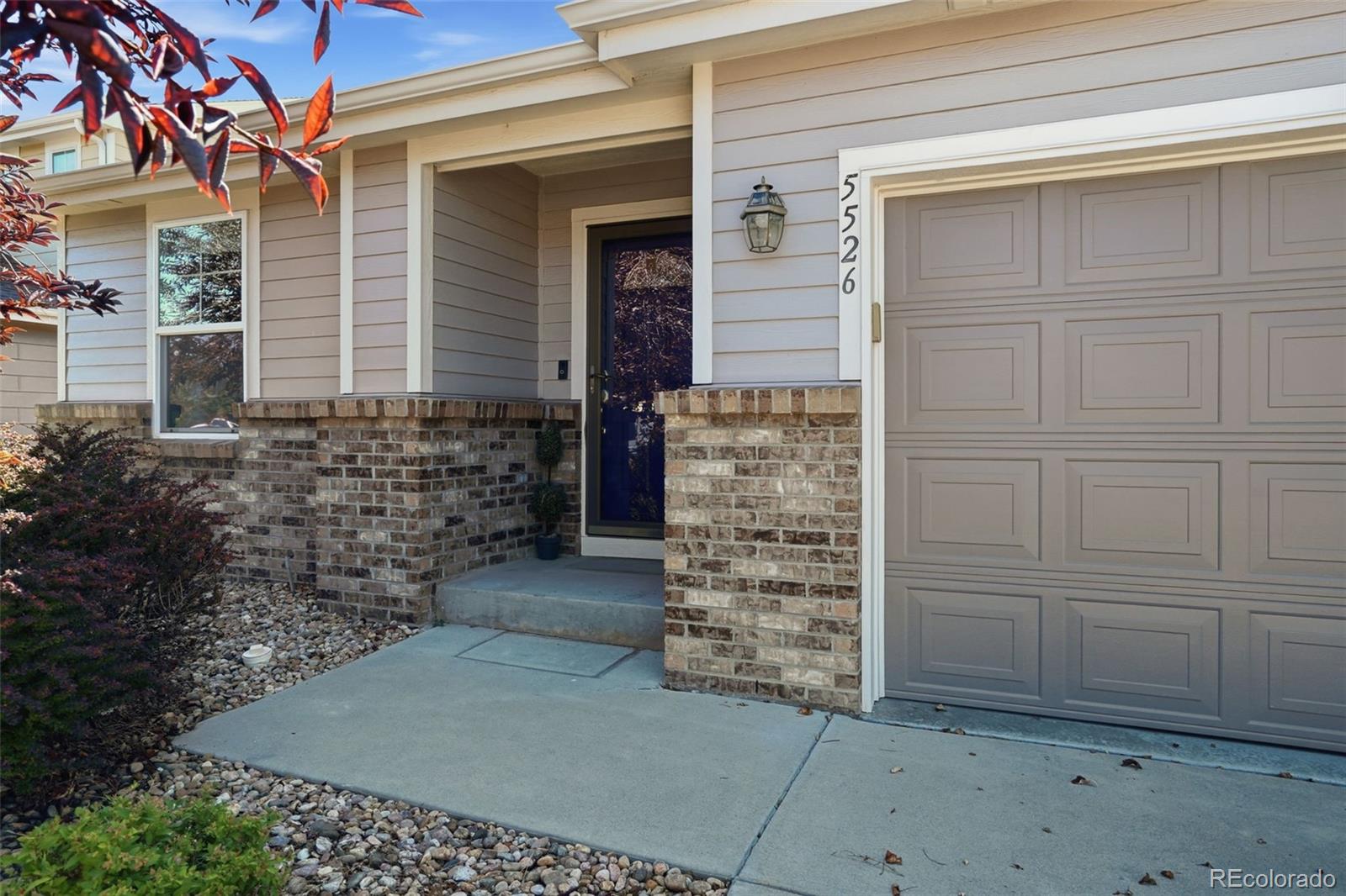 MLS Image #38 for 5526  lewiston street,denver, Colorado