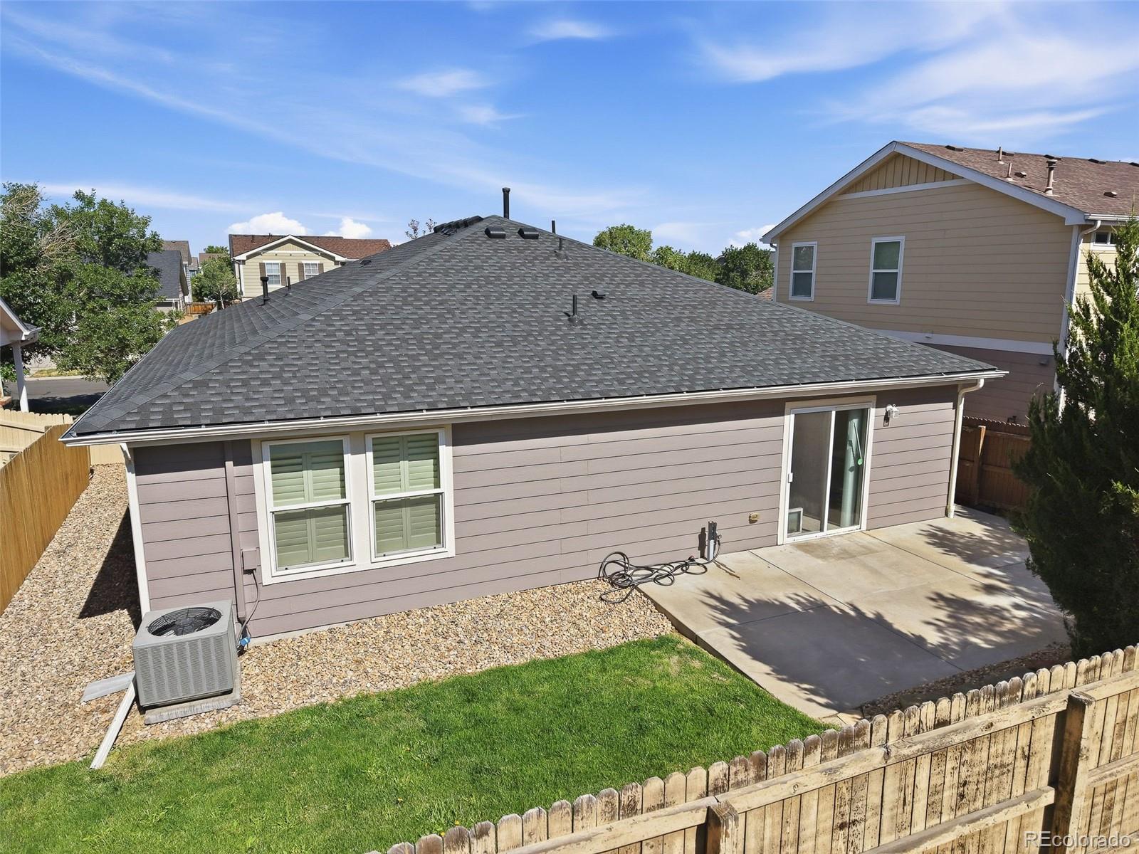 MLS Image #40 for 5526  lewiston street,denver, Colorado