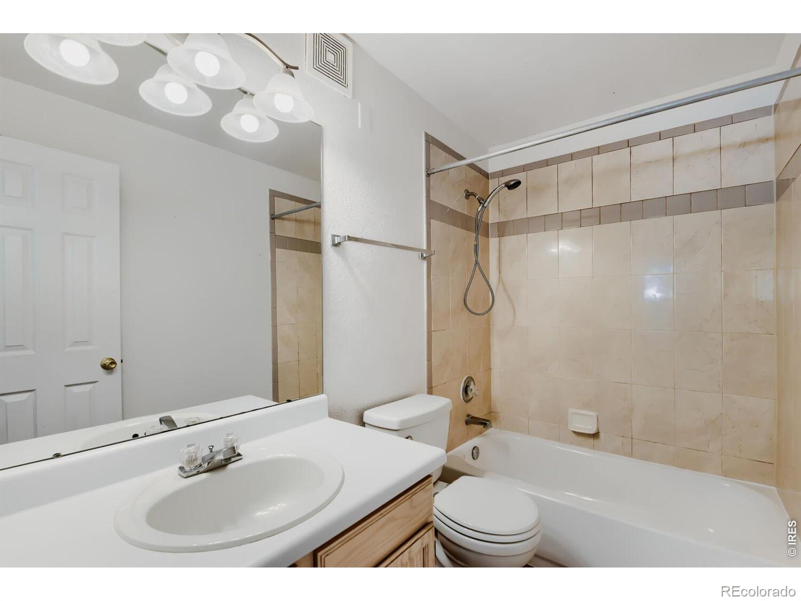 MLS Image #9 for 1830 w centennial drive,louisville, Colorado