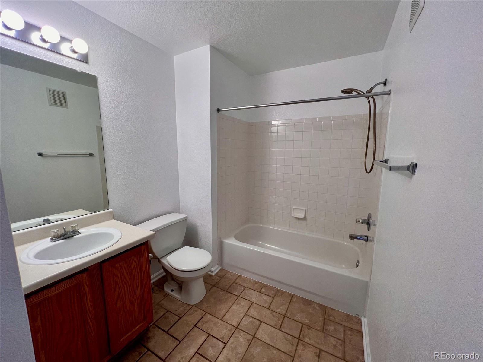 MLS Image #10 for 9311  welby road,denver, Colorado