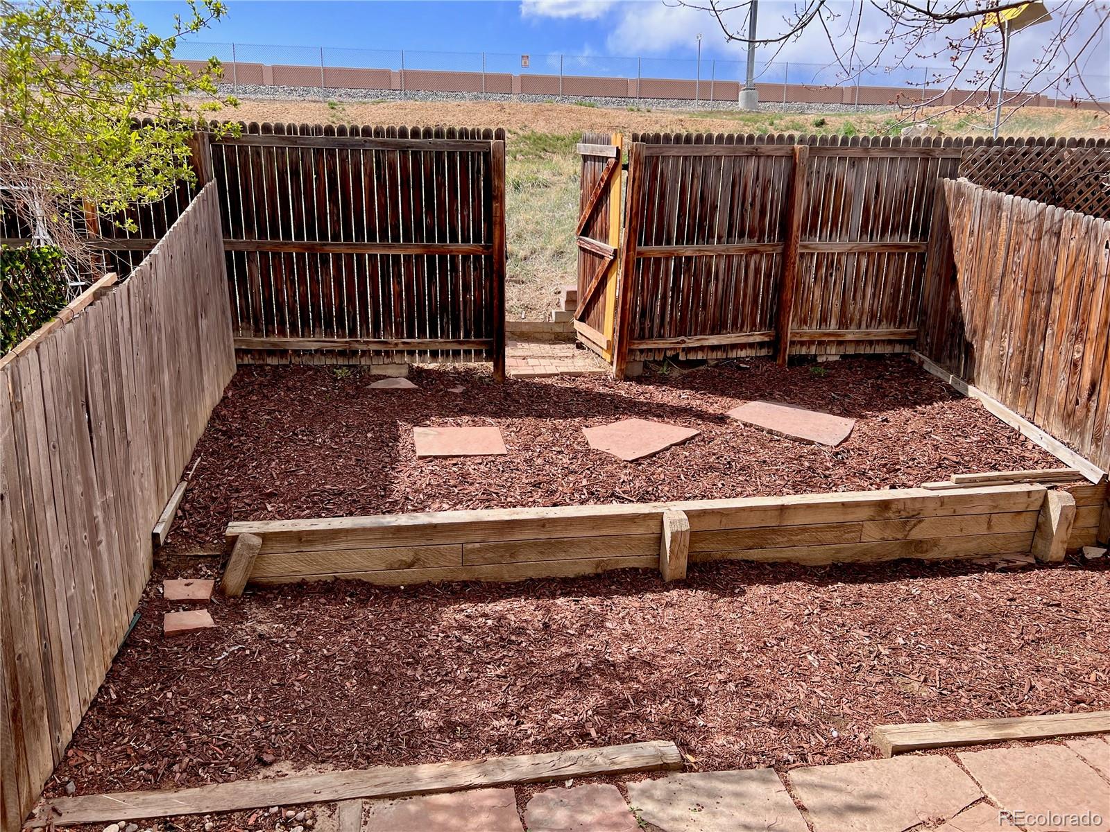 MLS Image #5 for 9311  welby road,denver, Colorado