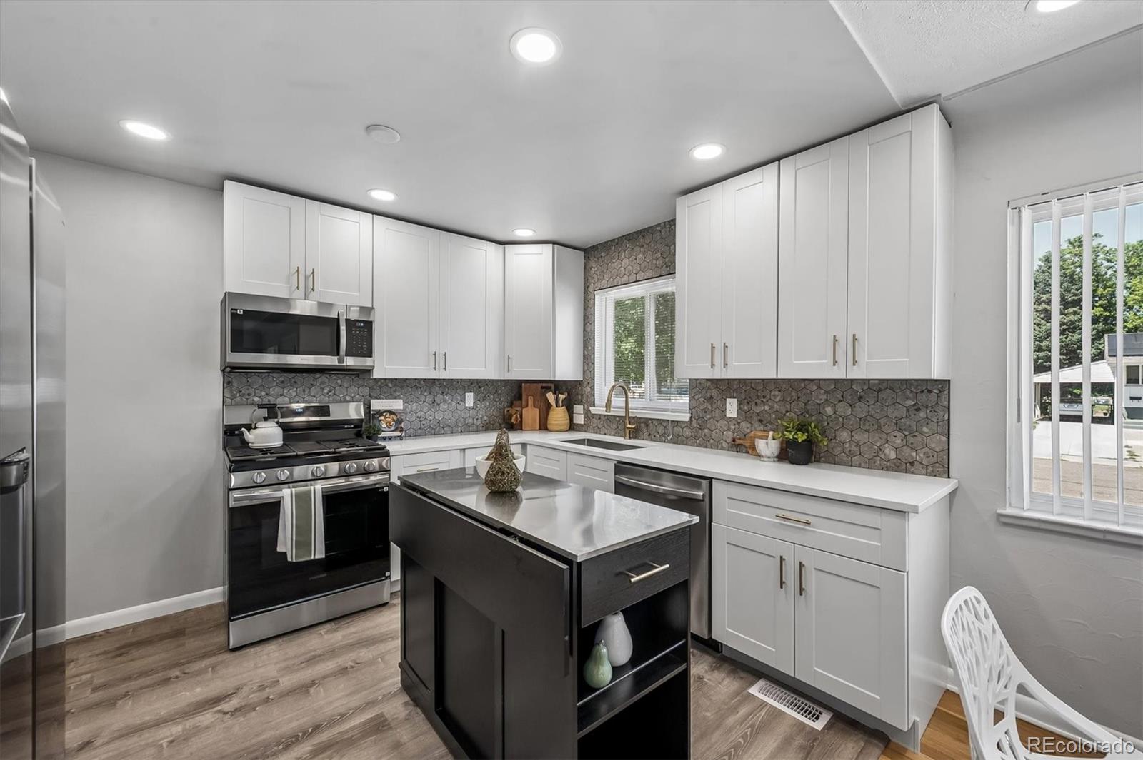 MLS Image #10 for 3158 s fox street,englewood, Colorado