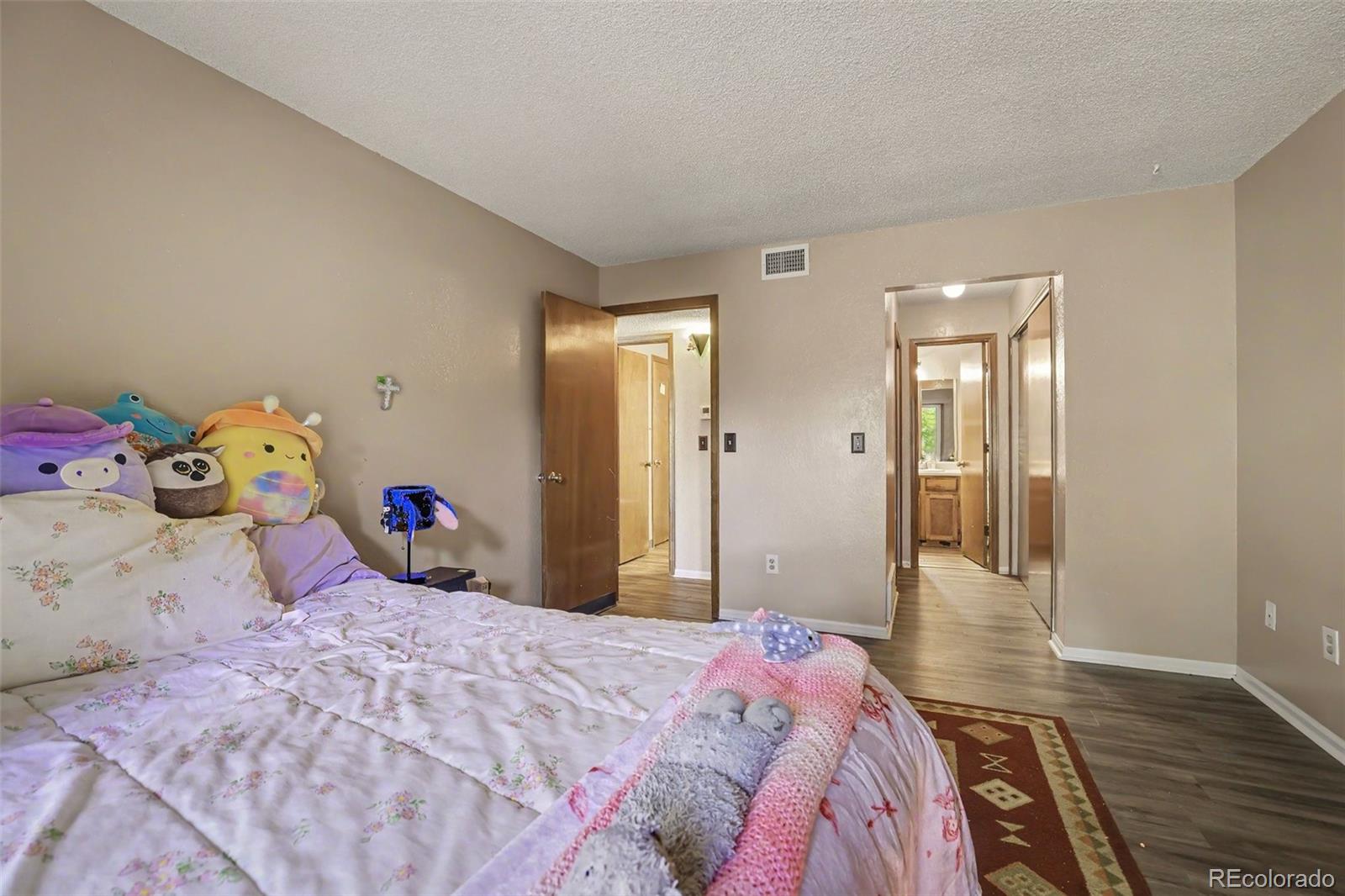 MLS Image #19 for 999 s miller street,denver, Colorado