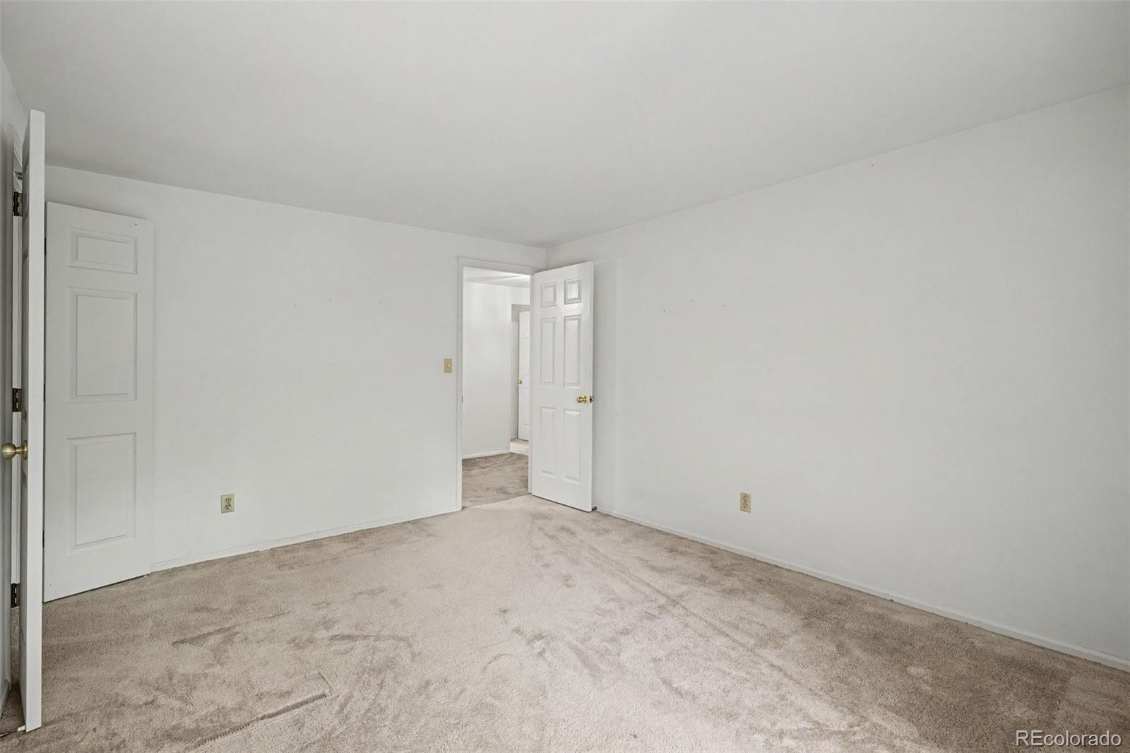 MLS Image #22 for 6130 e briarwood circle,englewood, Colorado