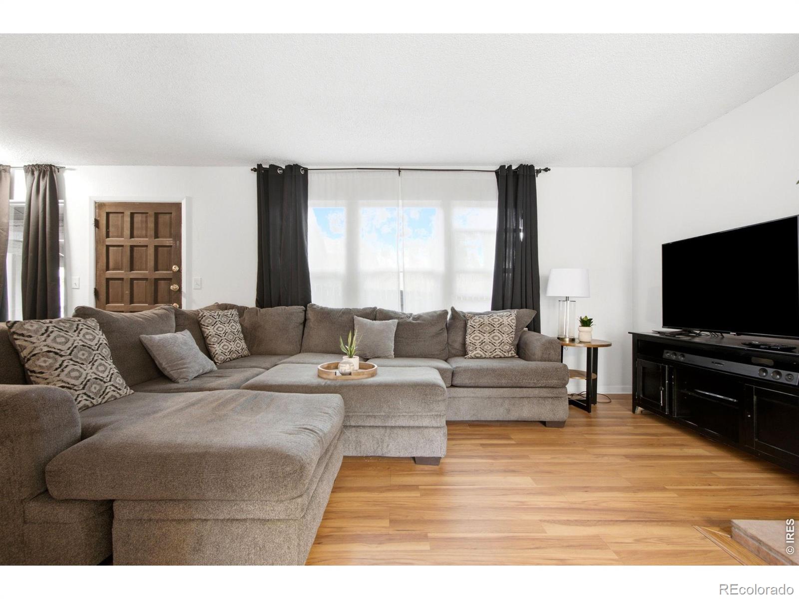 MLS Image #3 for 3747 s granby way,aurora, Colorado