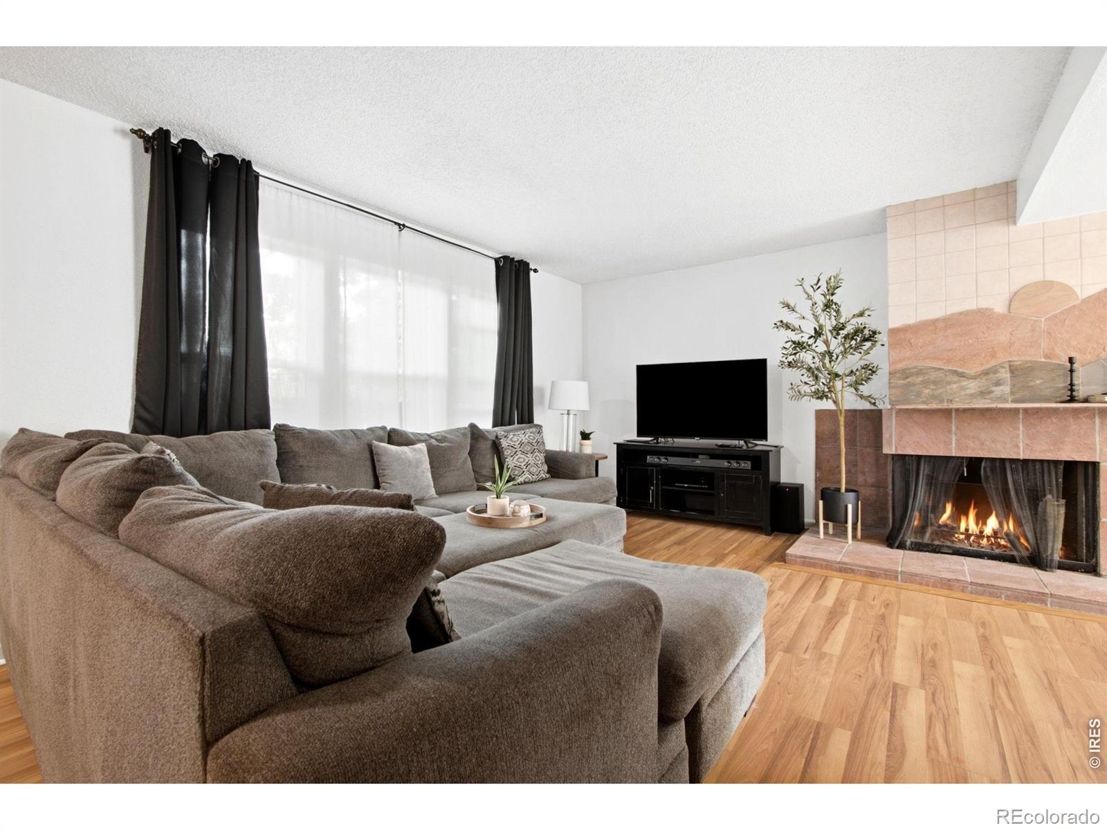 MLS Image #4 for 3747 s granby way,aurora, Colorado