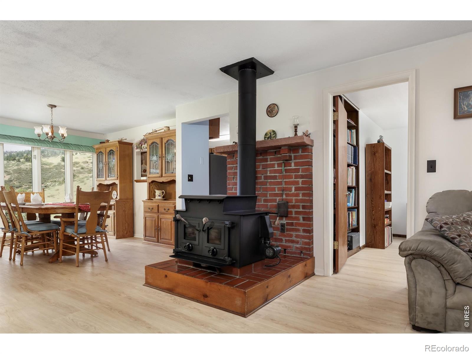 MLS Image #13 for 15950  dakota ridge road,longmont, Colorado