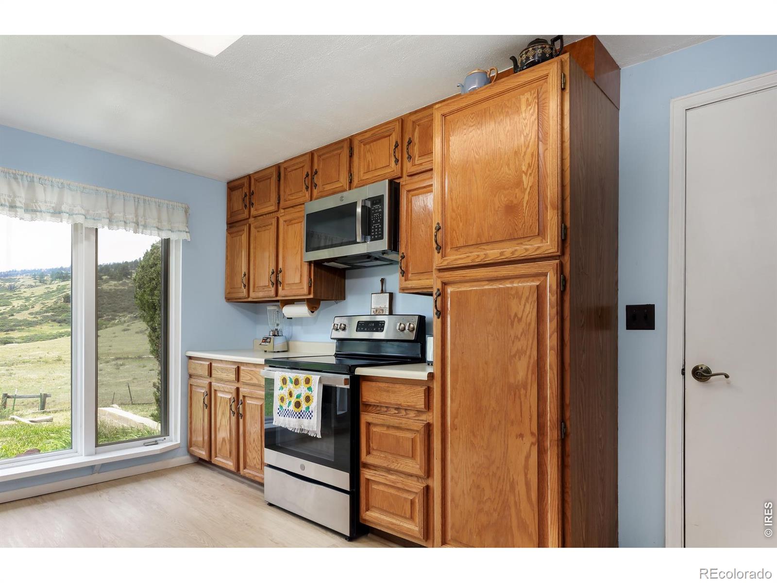 MLS Image #16 for 15950  dakota ridge road,longmont, Colorado
