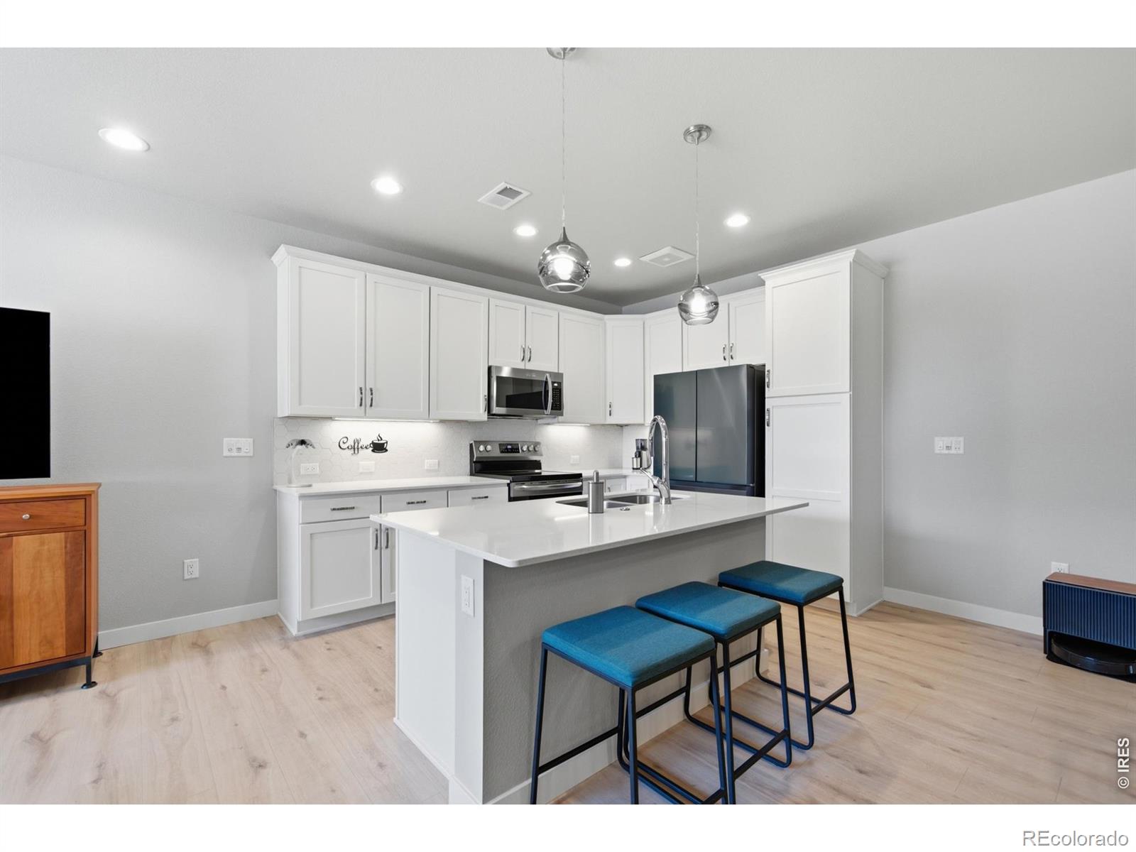 MLS Image #11 for 832  schlagel street,fort collins, Colorado