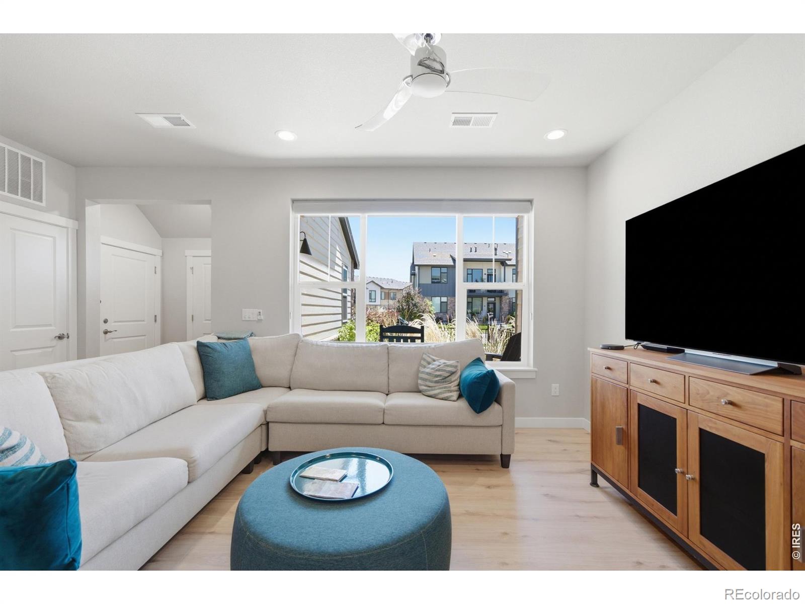 MLS Image #7 for 832  schlagel street,fort collins, Colorado
