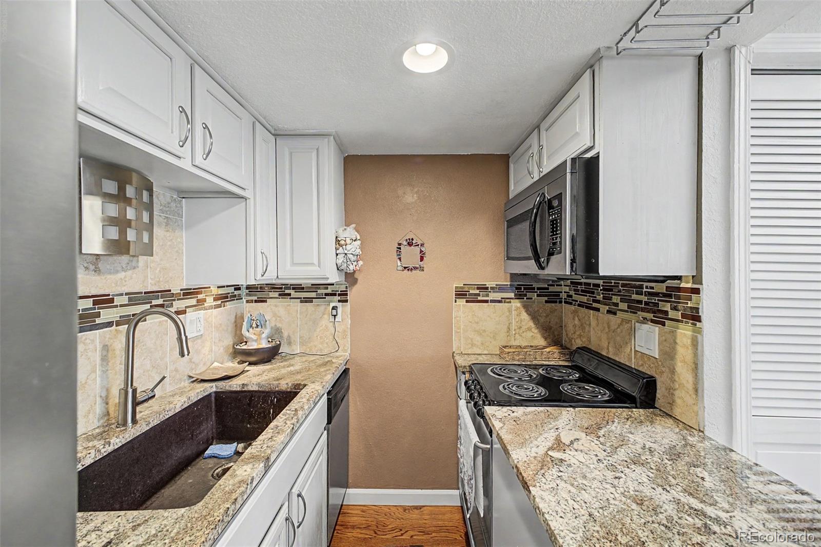 MLS Image #10 for 12470 w nevada place,denver, Colorado