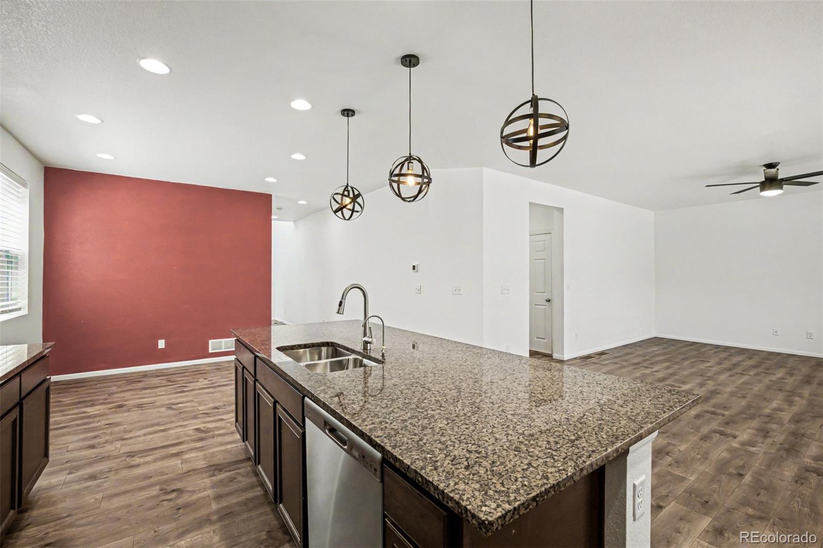 MLS Image #13 for 6532 n cathay street,denver, Colorado