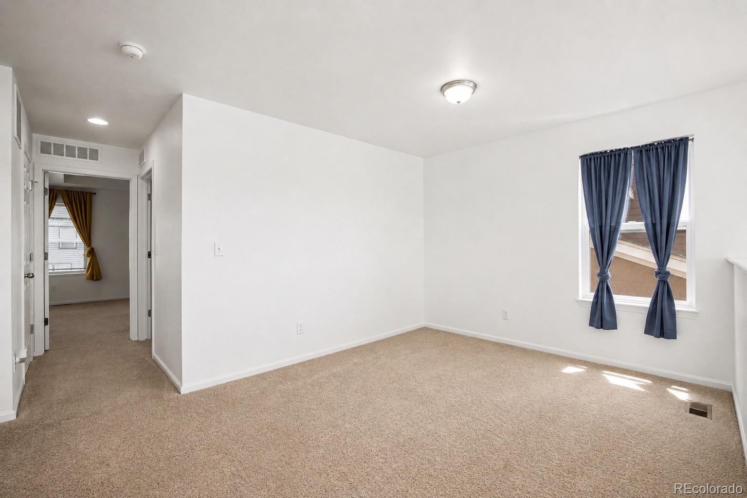 MLS Image #18 for 6532 n cathay street,denver, Colorado