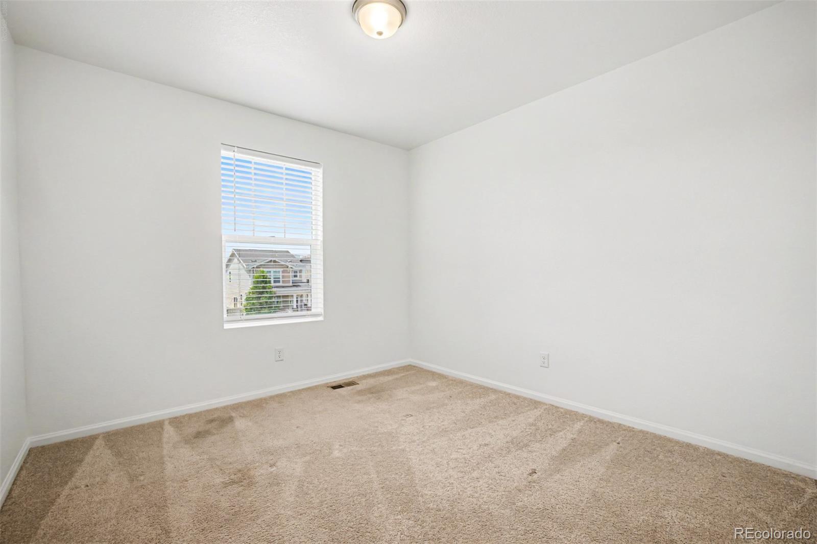 MLS Image #26 for 6532 n cathay street,denver, Colorado