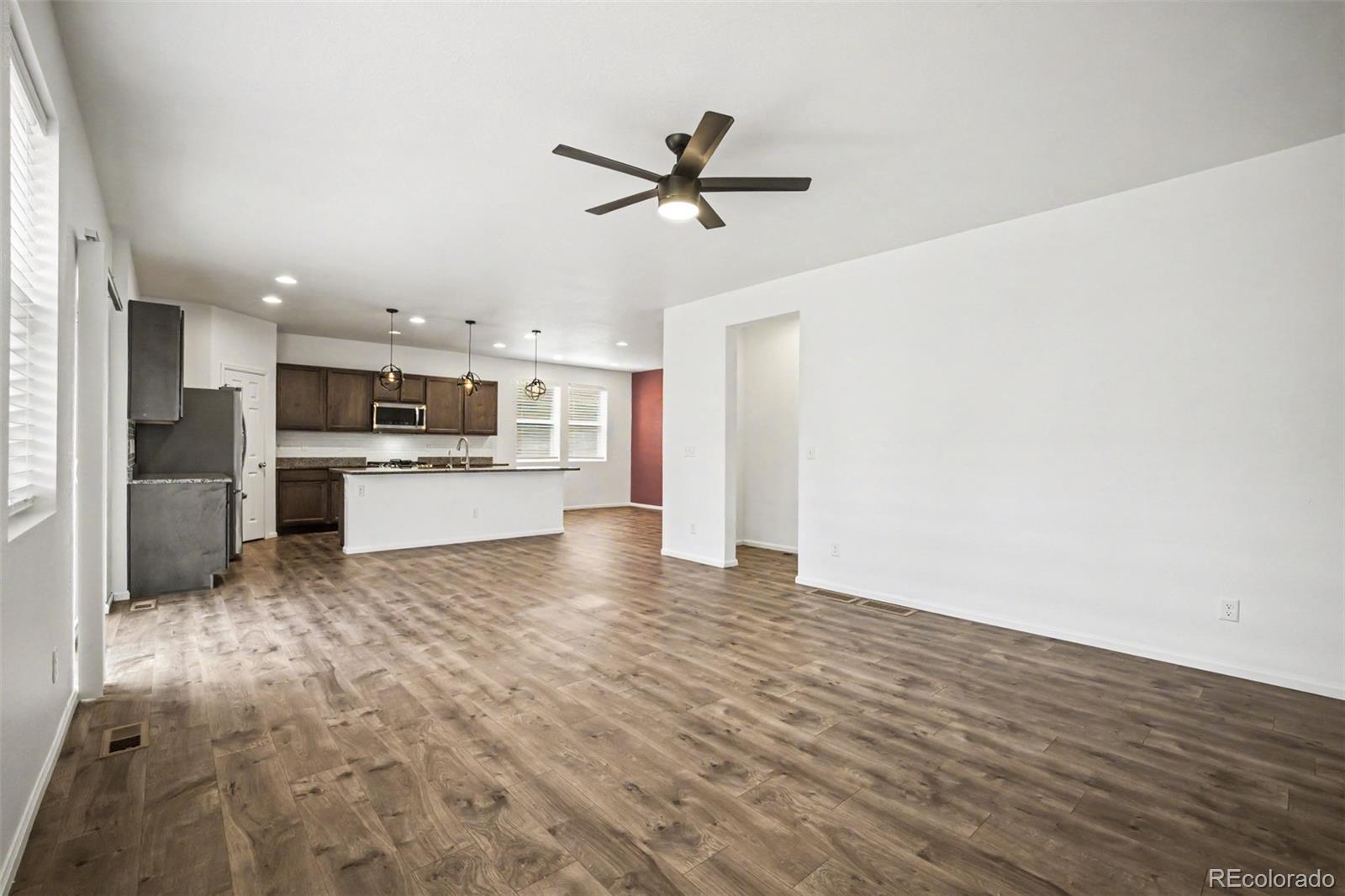 MLS Image #3 for 6532 n cathay street,denver, Colorado