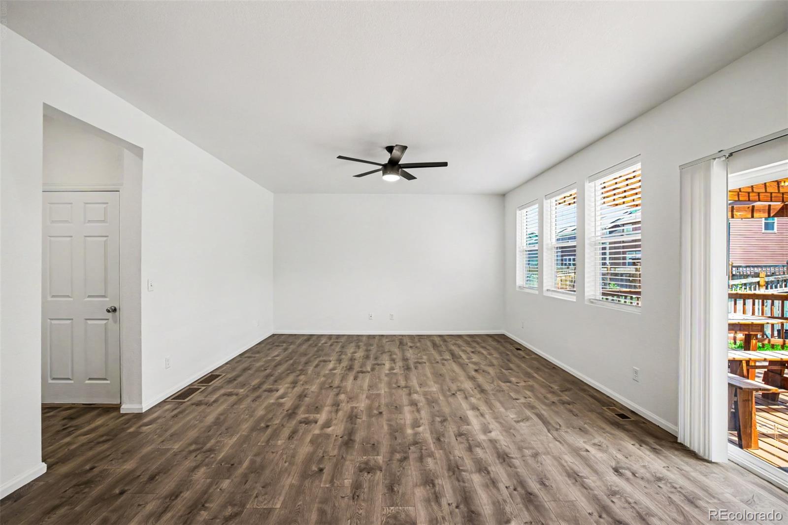 MLS Image #4 for 6532 n cathay street,denver, Colorado