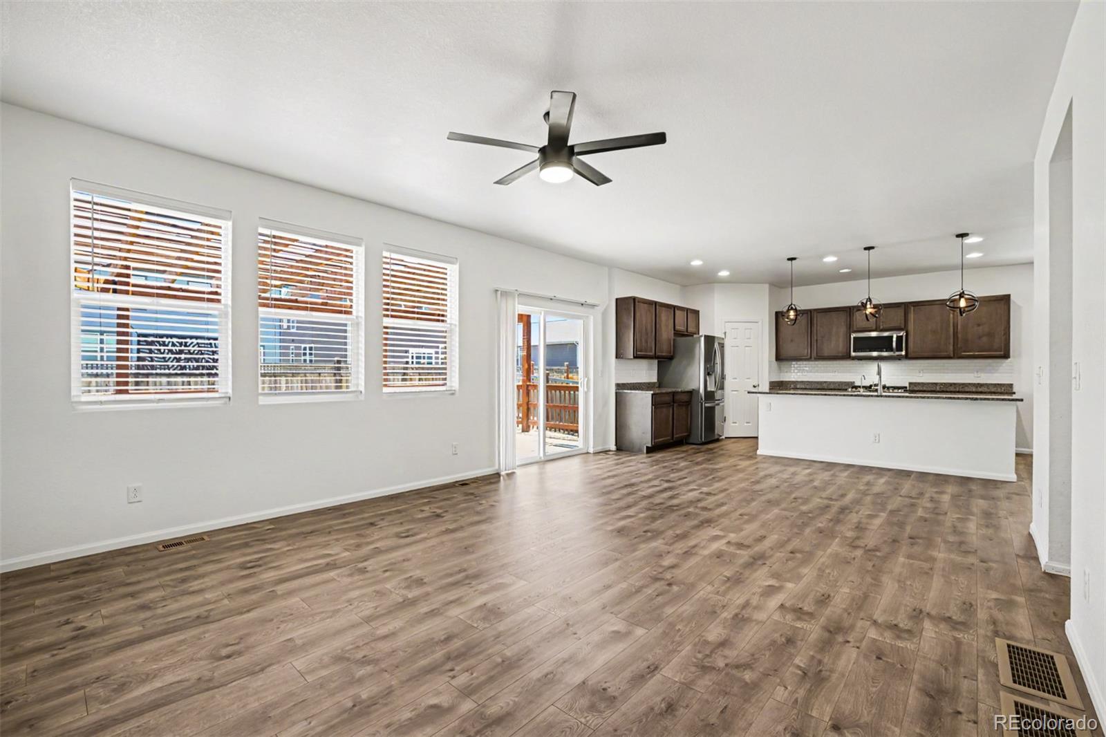 MLS Image #5 for 6532 n cathay street,denver, Colorado