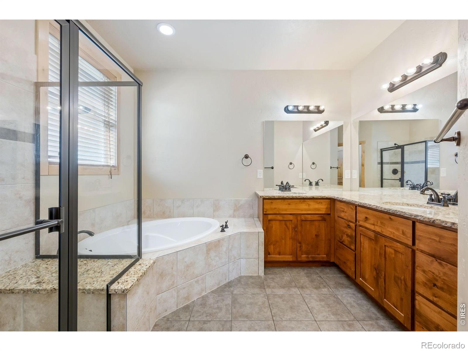 MLS Image #14 for 2984  ariel drive,loveland, Colorado