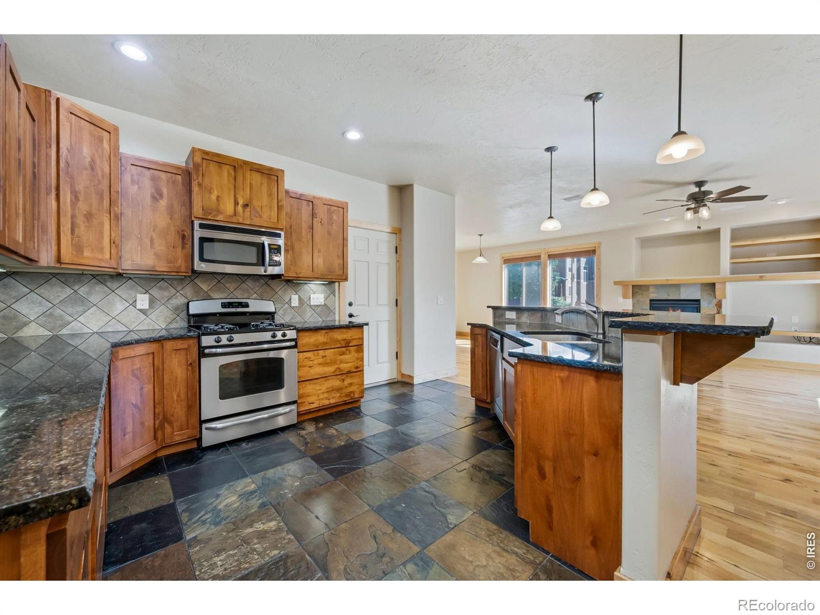 MLS Image #9 for 2984  ariel drive,loveland, Colorado