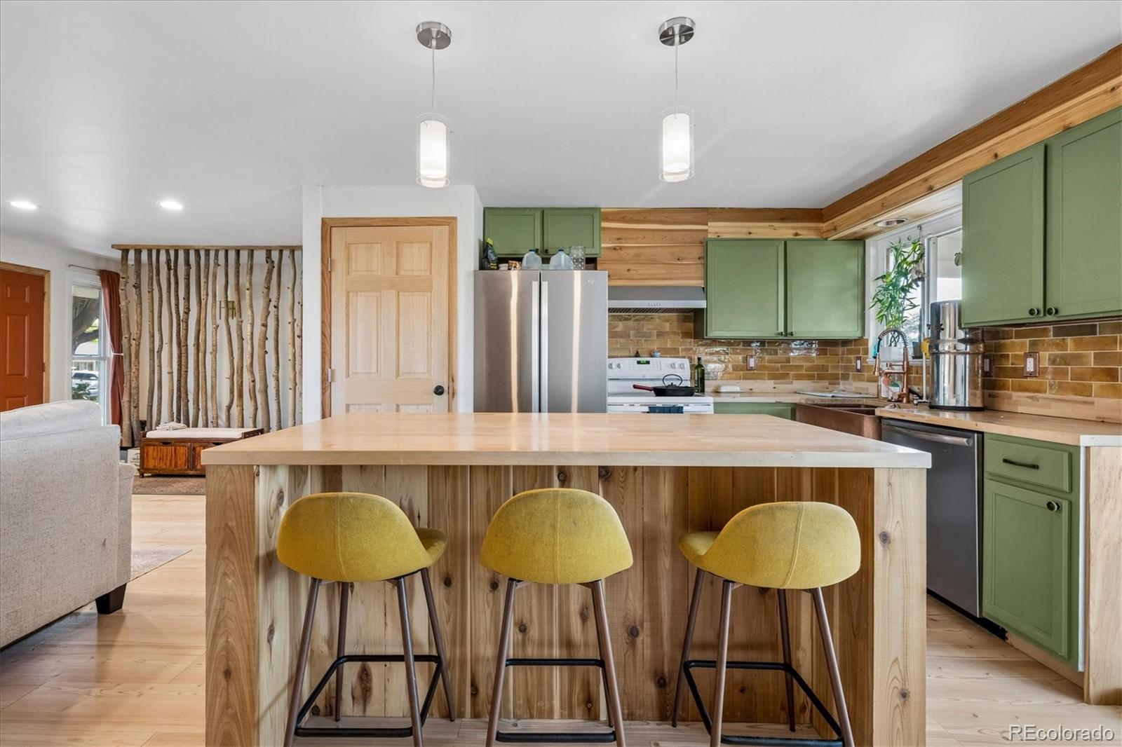 MLS Image #6 for 3550 w mountain road,englewood, Colorado