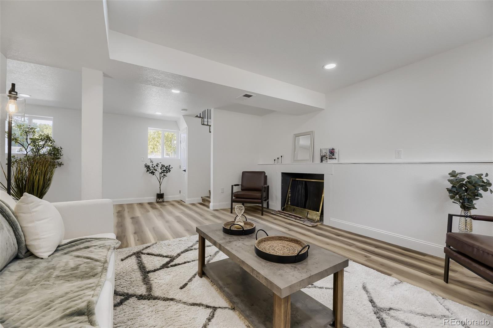 MLS Image #5 for 15647 e atlantic place,aurora, Colorado