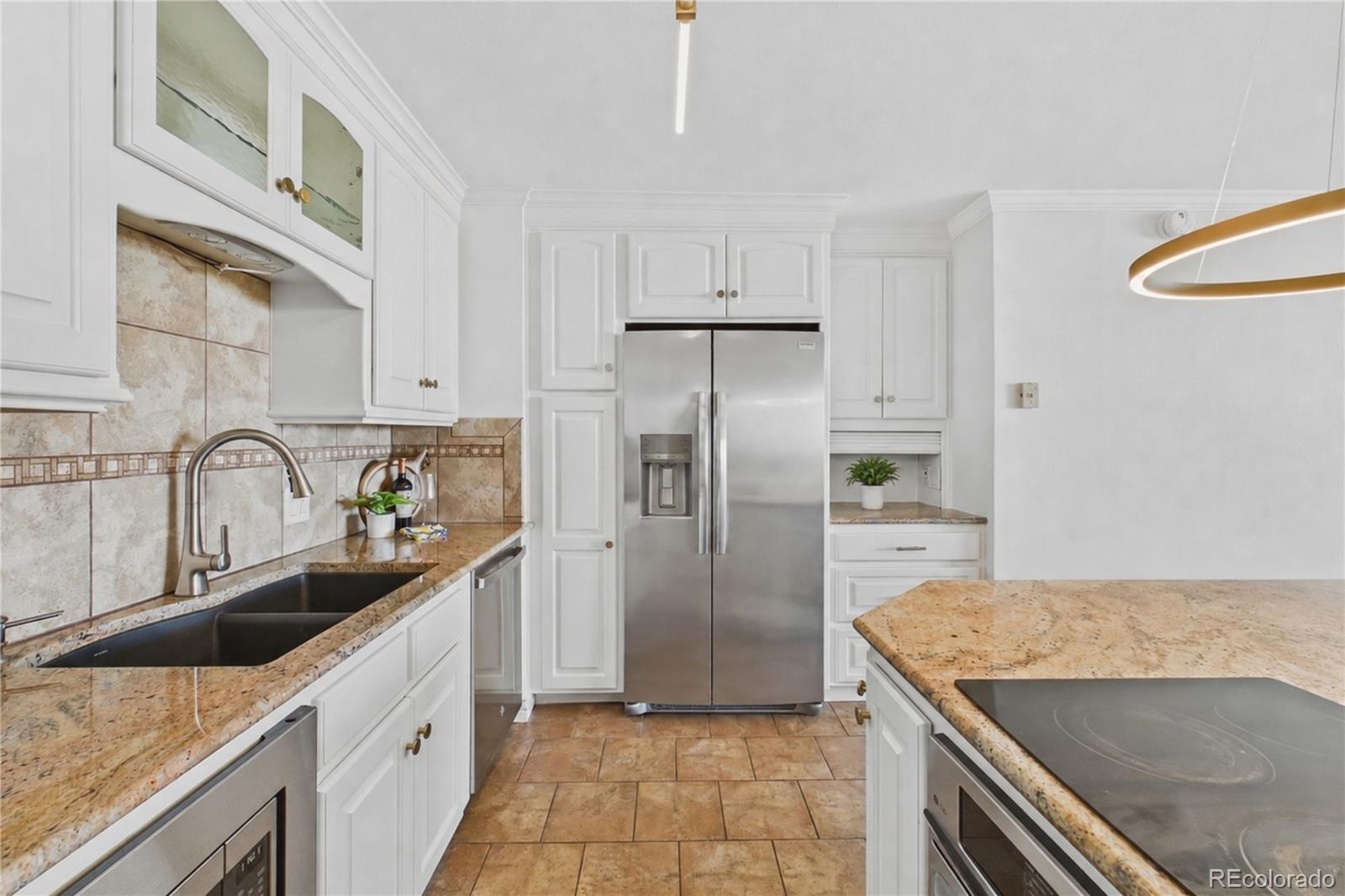 MLS Image #9 for 1020  15th street,denver, Colorado