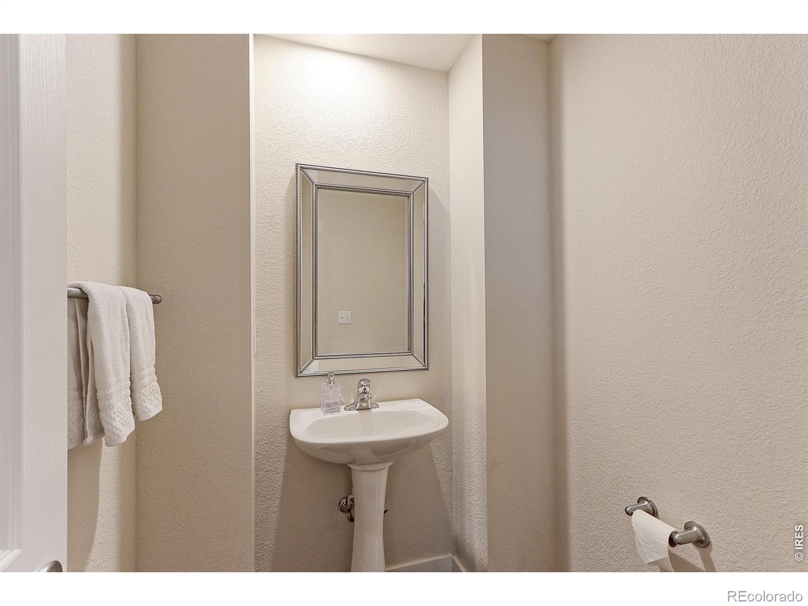 MLS Image #10 for 2550  winding river drive,broomfield, Colorado