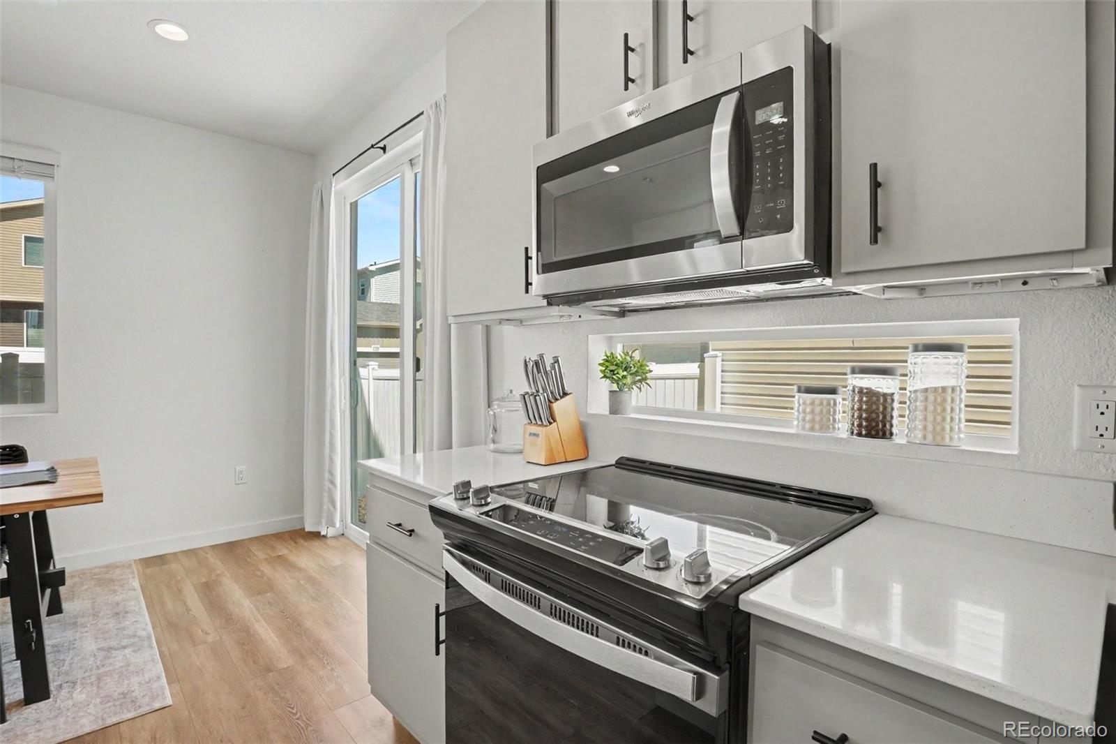 MLS Image #10 for 4979 n yampa street,denver, Colorado