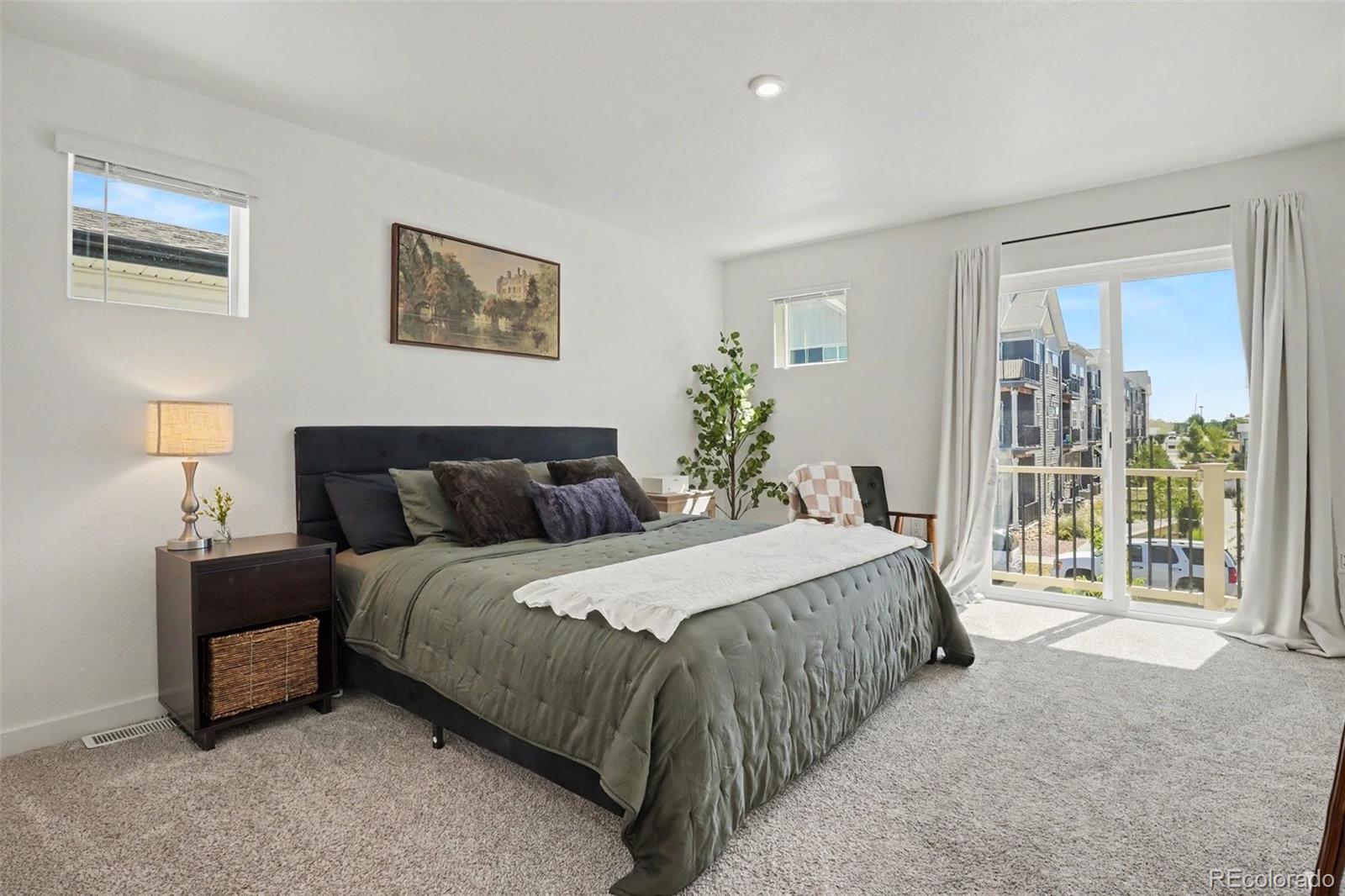 MLS Image #15 for 4979 n yampa street,denver, Colorado