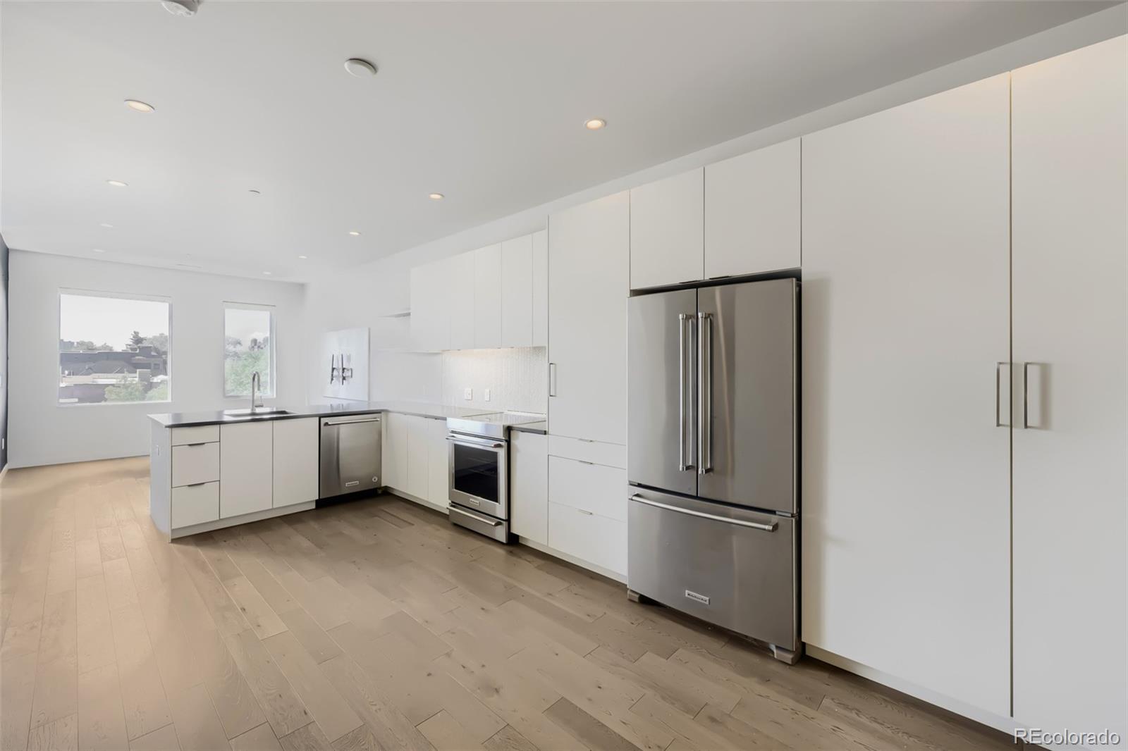 MLS Image #10 for 1300 n ogden street,denver, Colorado